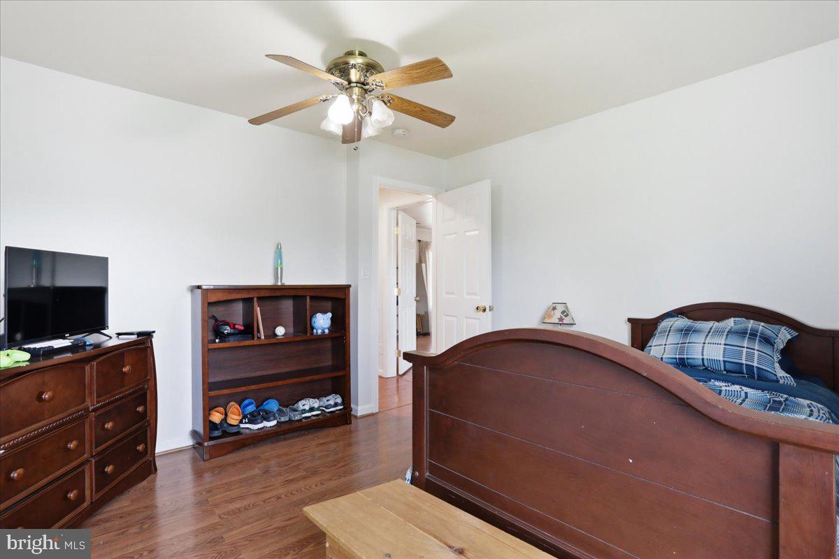 STERLING OAKS - Residential
