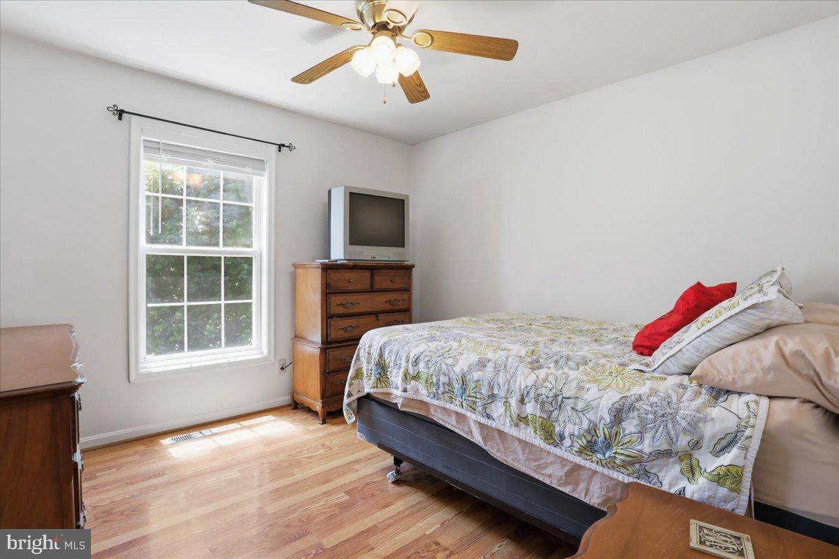 STERLING OAKS - Residential