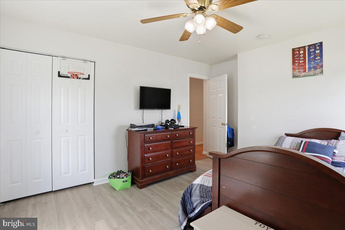 STERLING OAKS - Residential