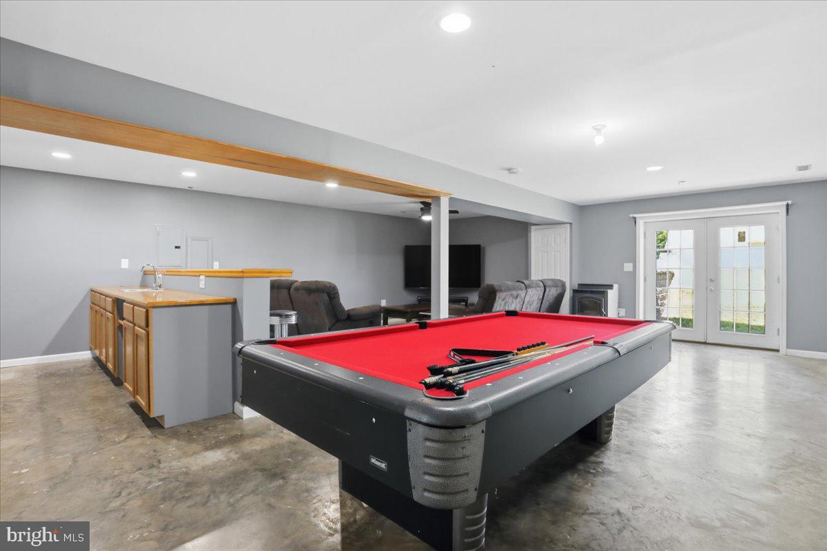 STERLING OAKS - Residential
