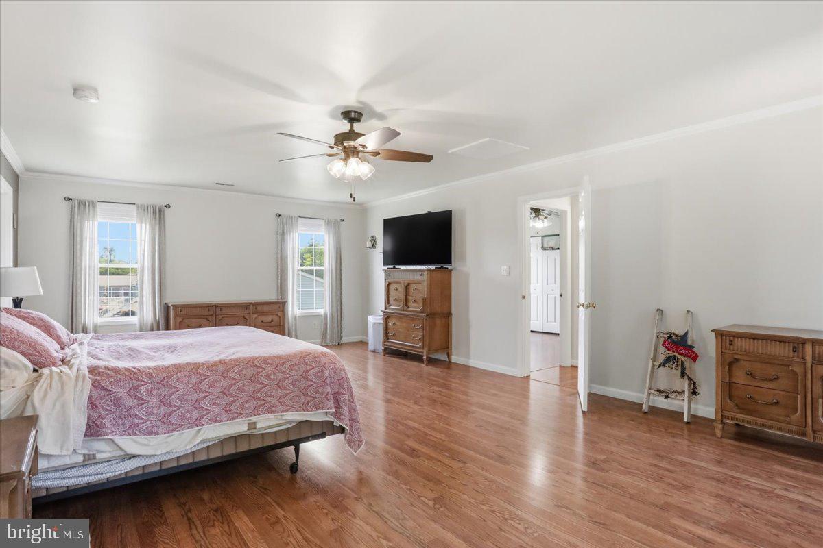 STERLING OAKS - Residential