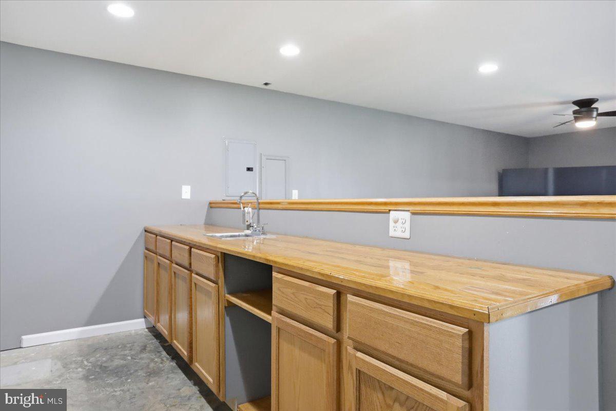 STERLING OAKS - Residential