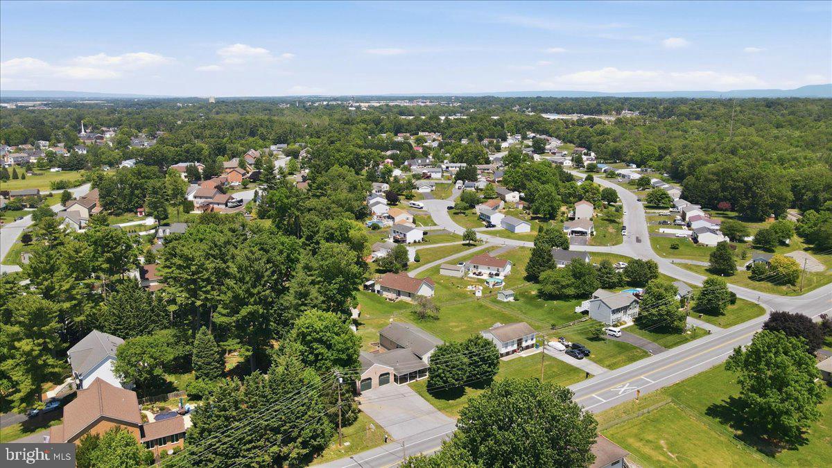 STERLING OAKS - Residential
