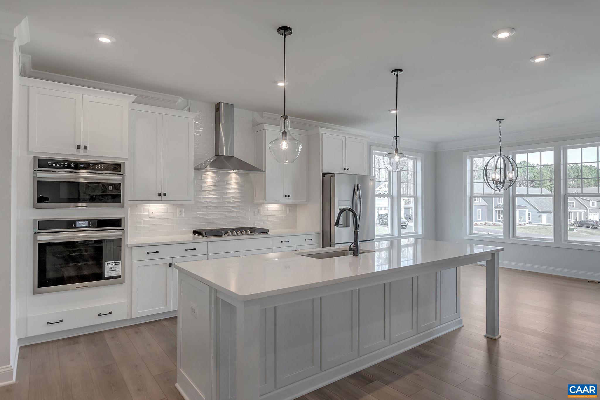 SPRING CREEK - Residential