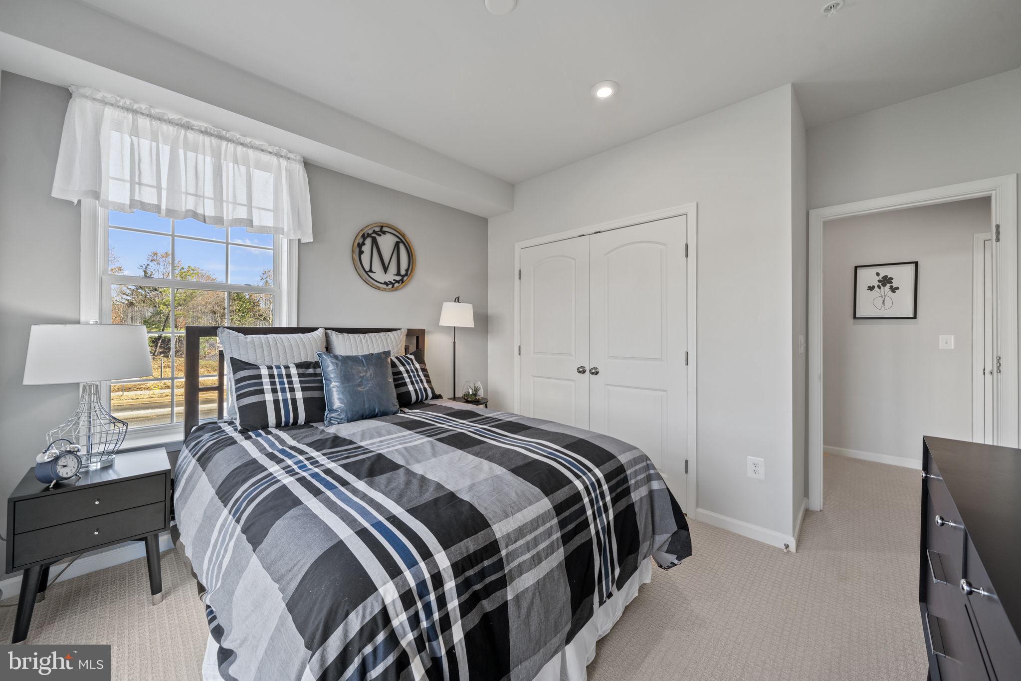 MANASSAS PARK VILLAGE - Residential