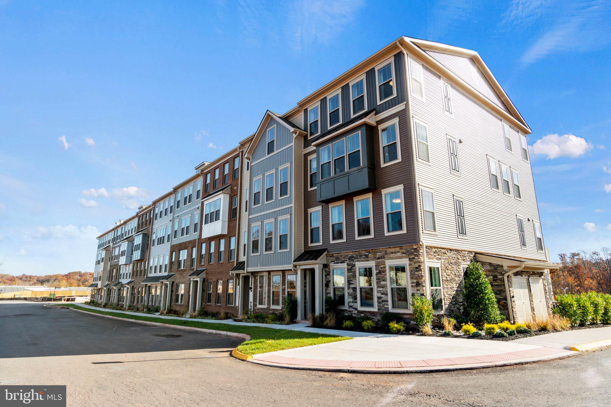 MANASSAS PARK VILLAGE - Residential