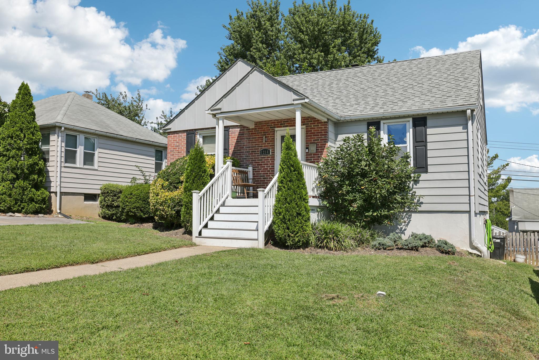 HAWTHORNE - Residential