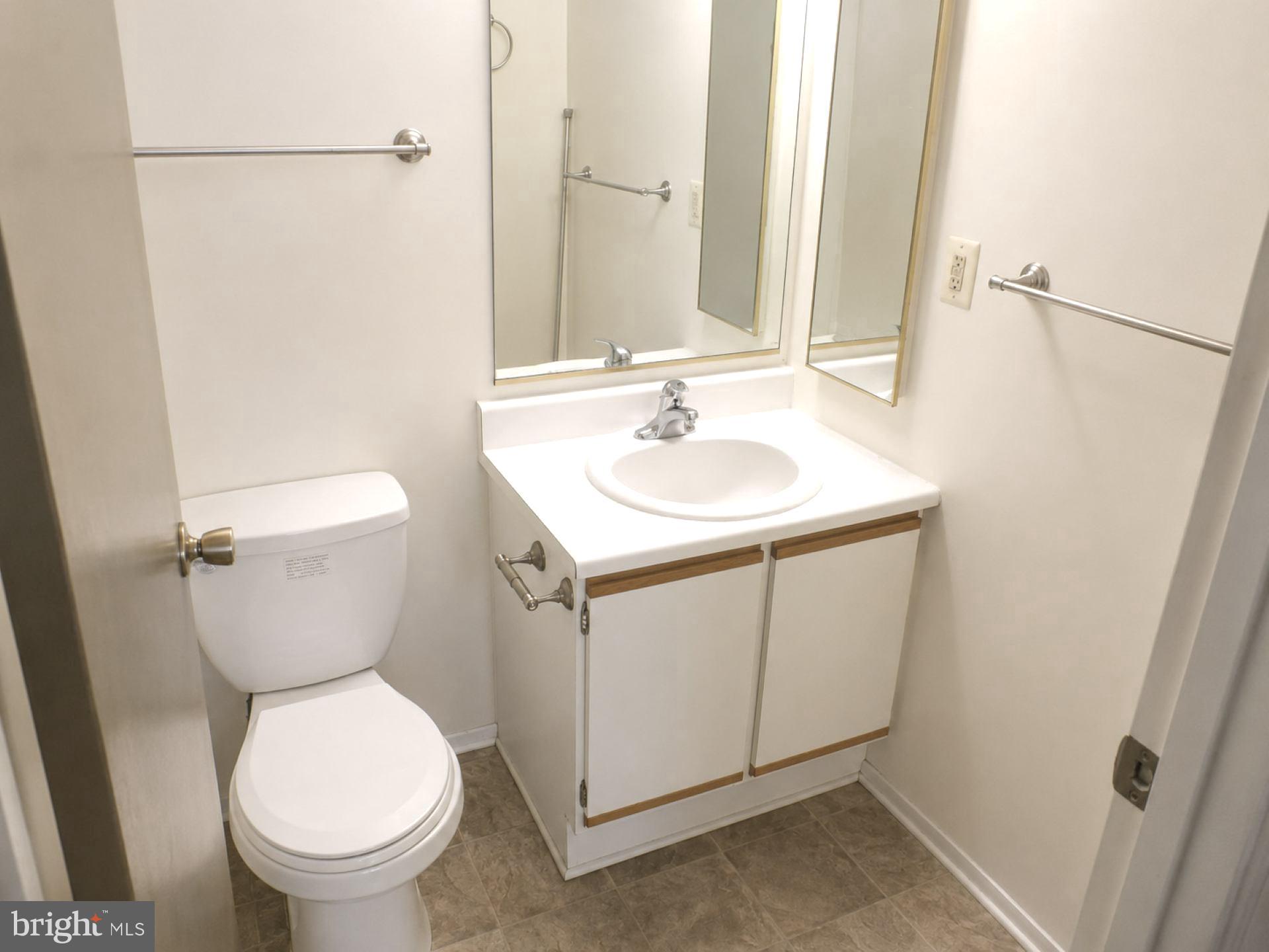 MOUNT VERNON LAKES CONDO - Residential