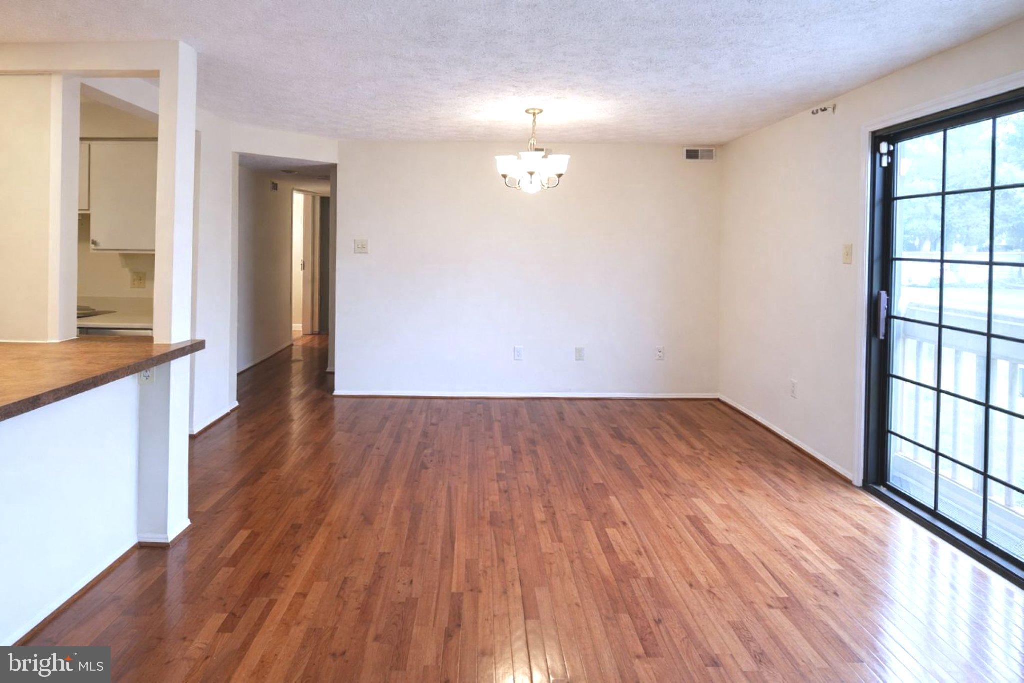 MOUNT VERNON LAKES CONDO - Residential
