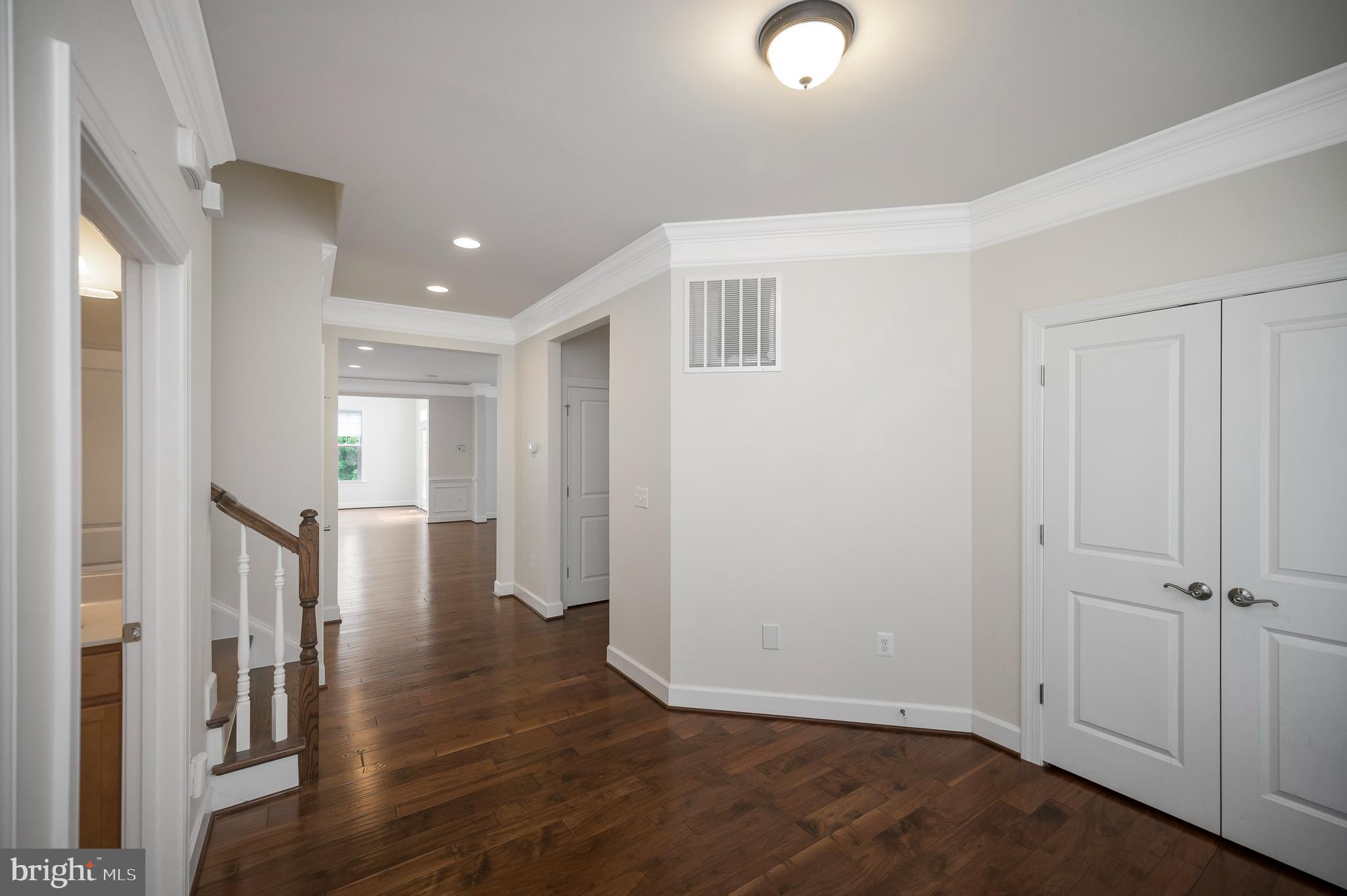 EMBREY MILL - Residential