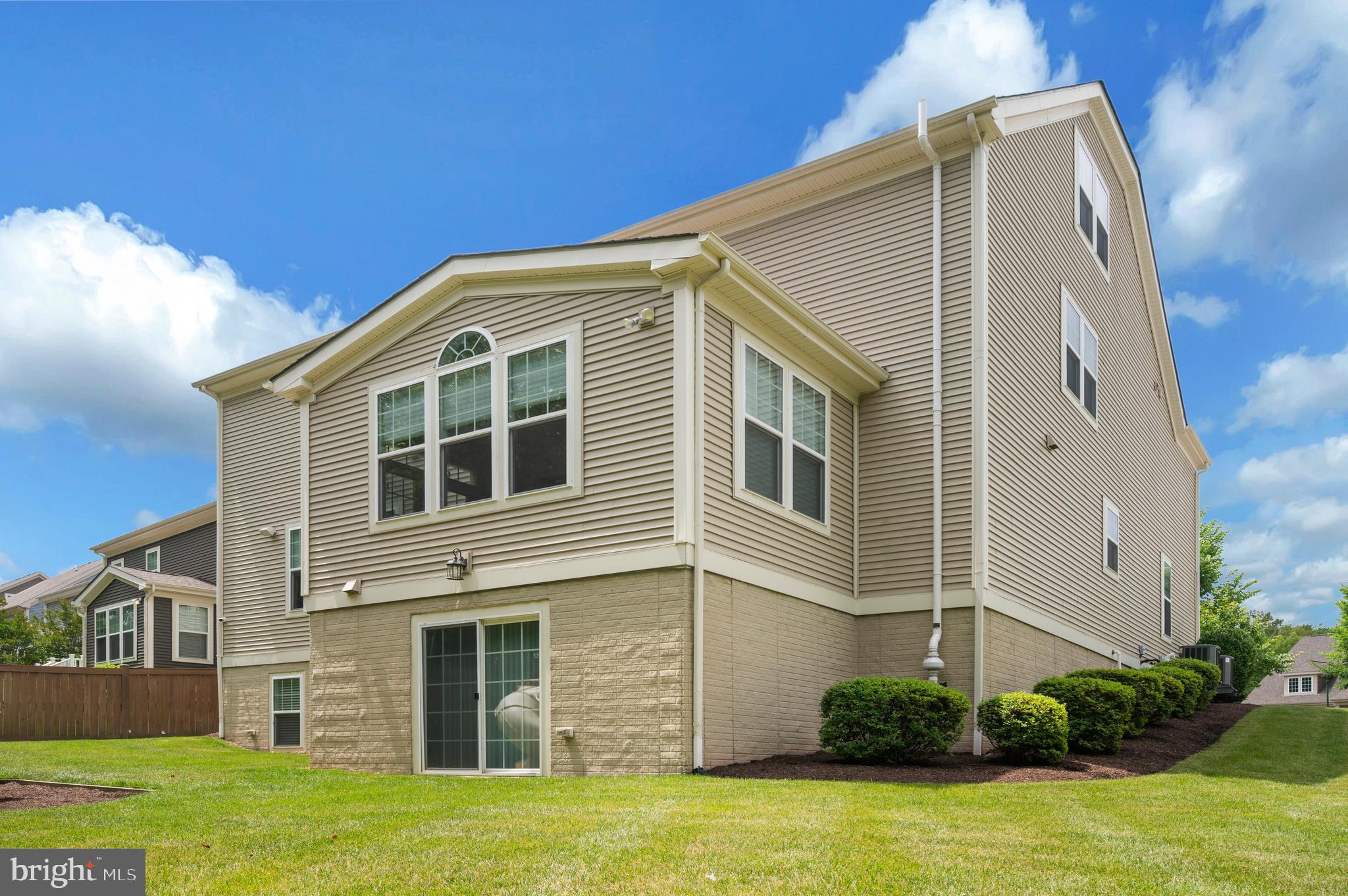 EMBREY MILL - Residential