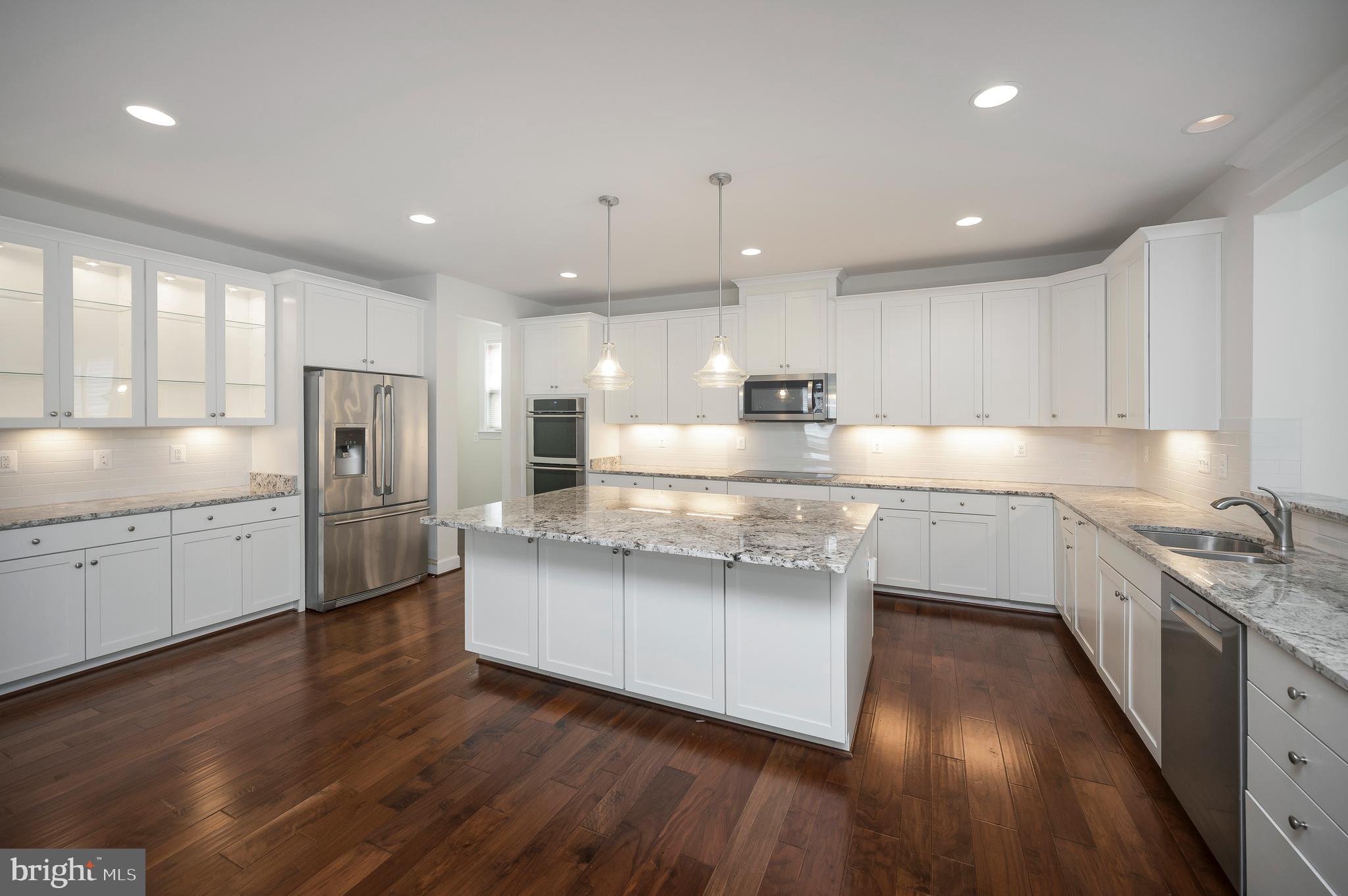 EMBREY MILL - Residential