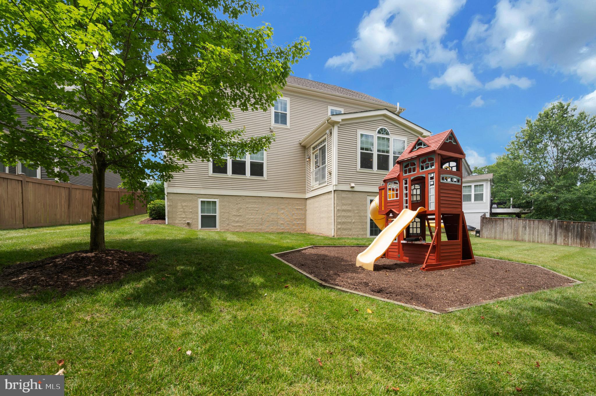EMBREY MILL - Residential