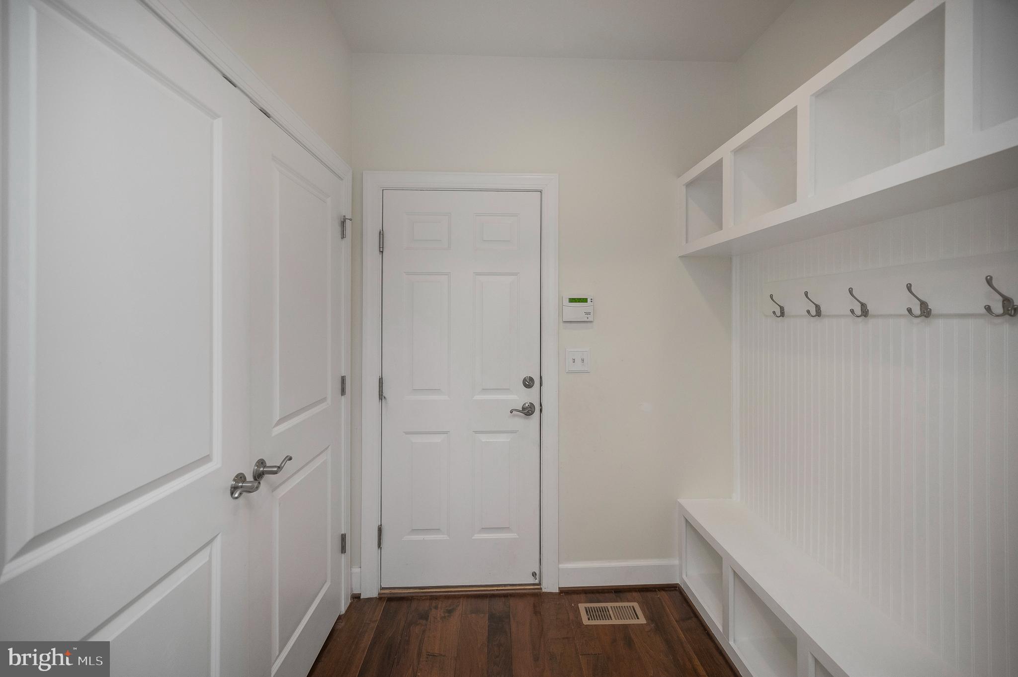 EMBREY MILL - Residential
