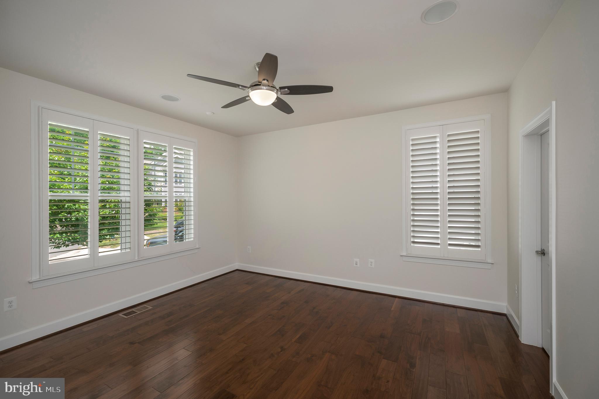 EMBREY MILL - Residential