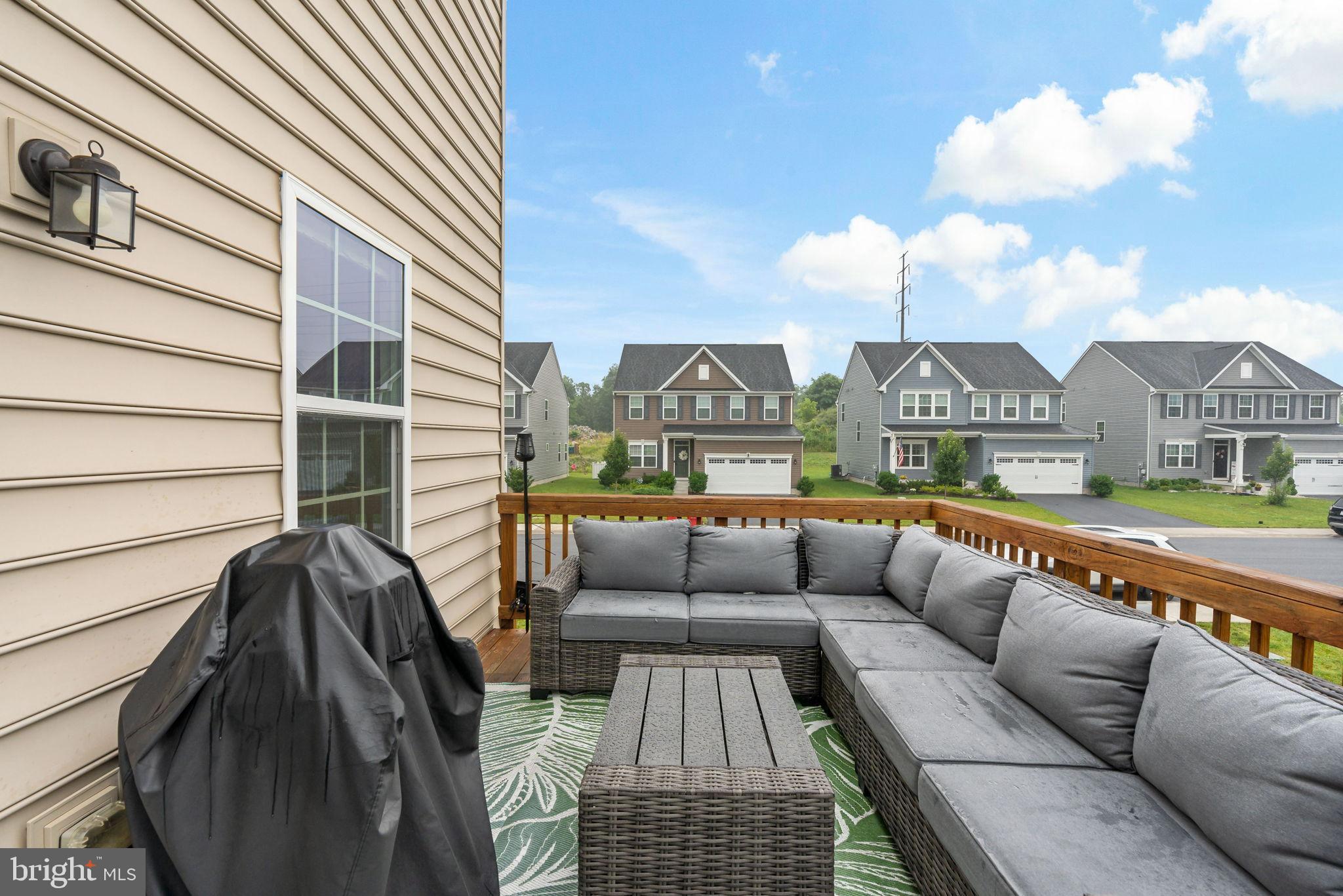 POTOMAC STATION - Residential