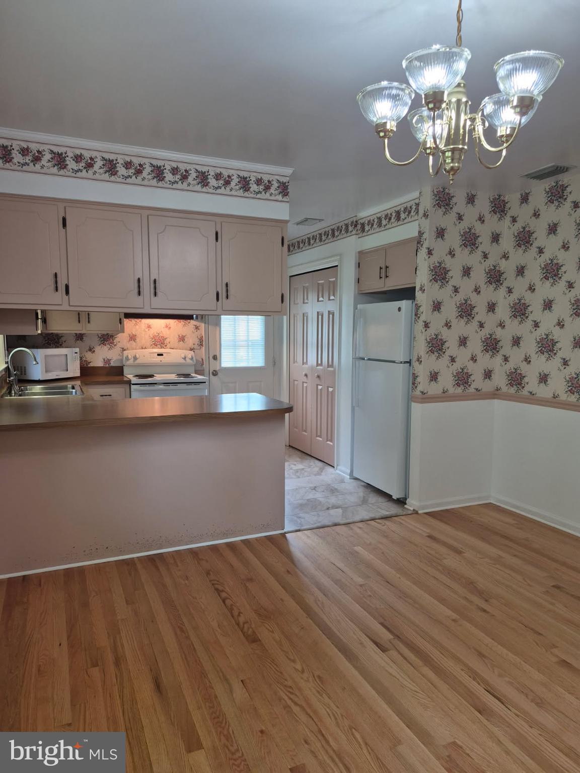 TUSCAWILLA HILLS - Residential