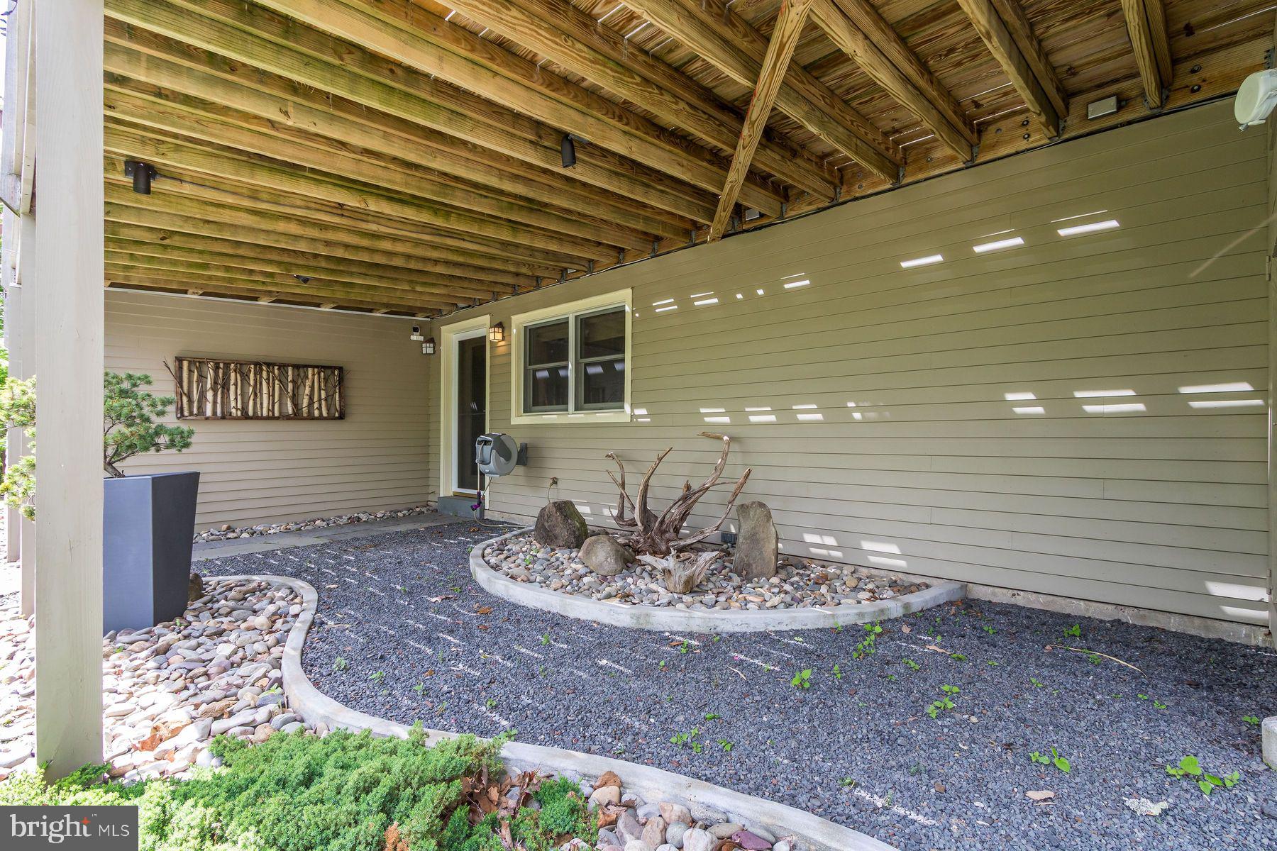 NON AVAILABLE - Residential