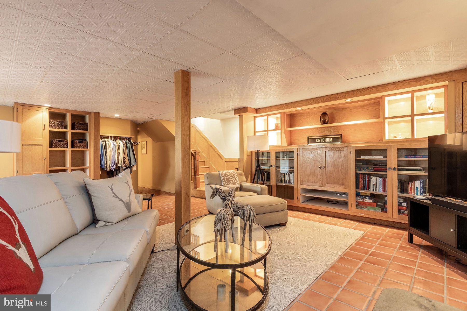 NON AVAILABLE - Residential