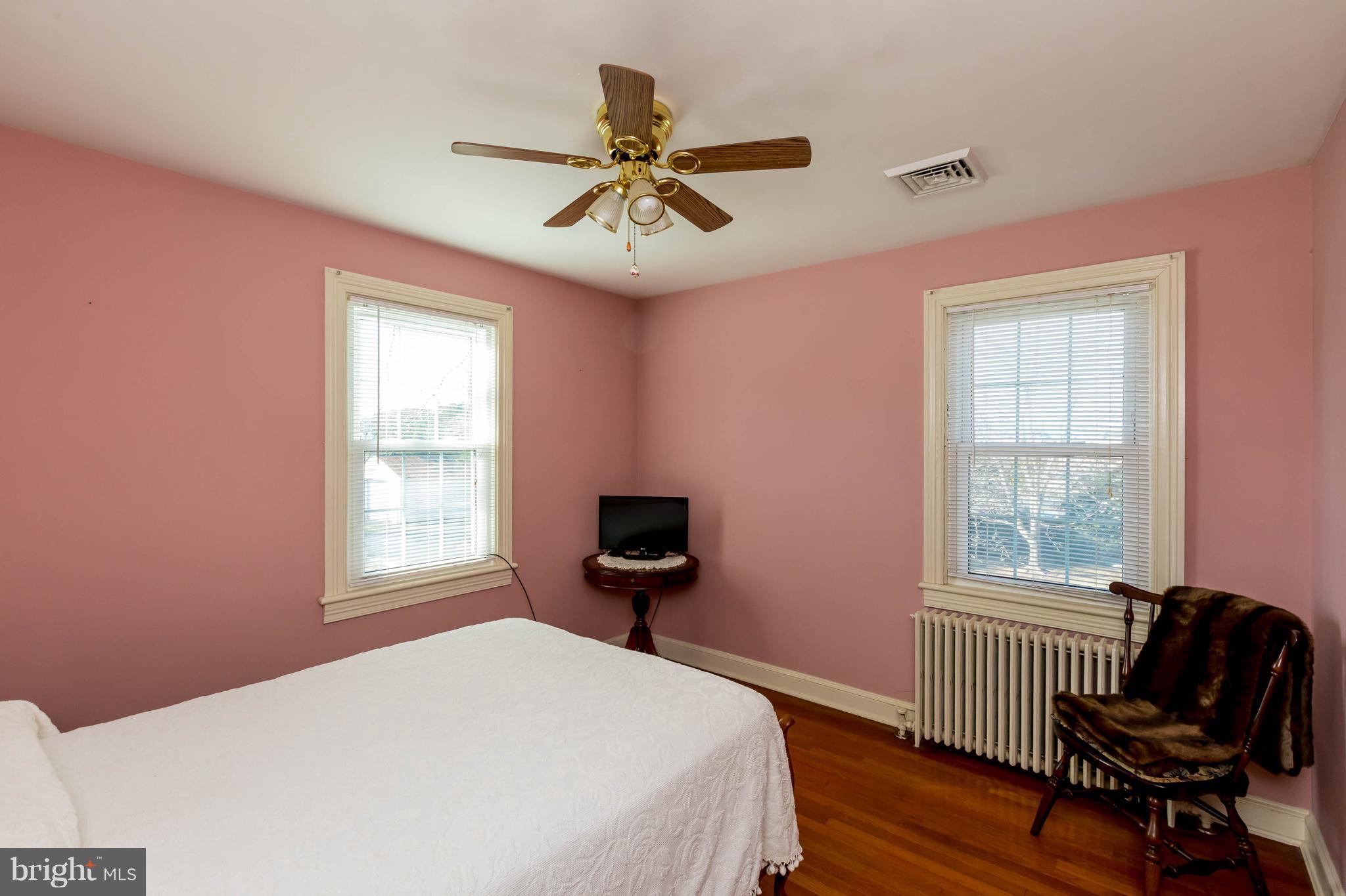 LEONARDTOWN - Residential