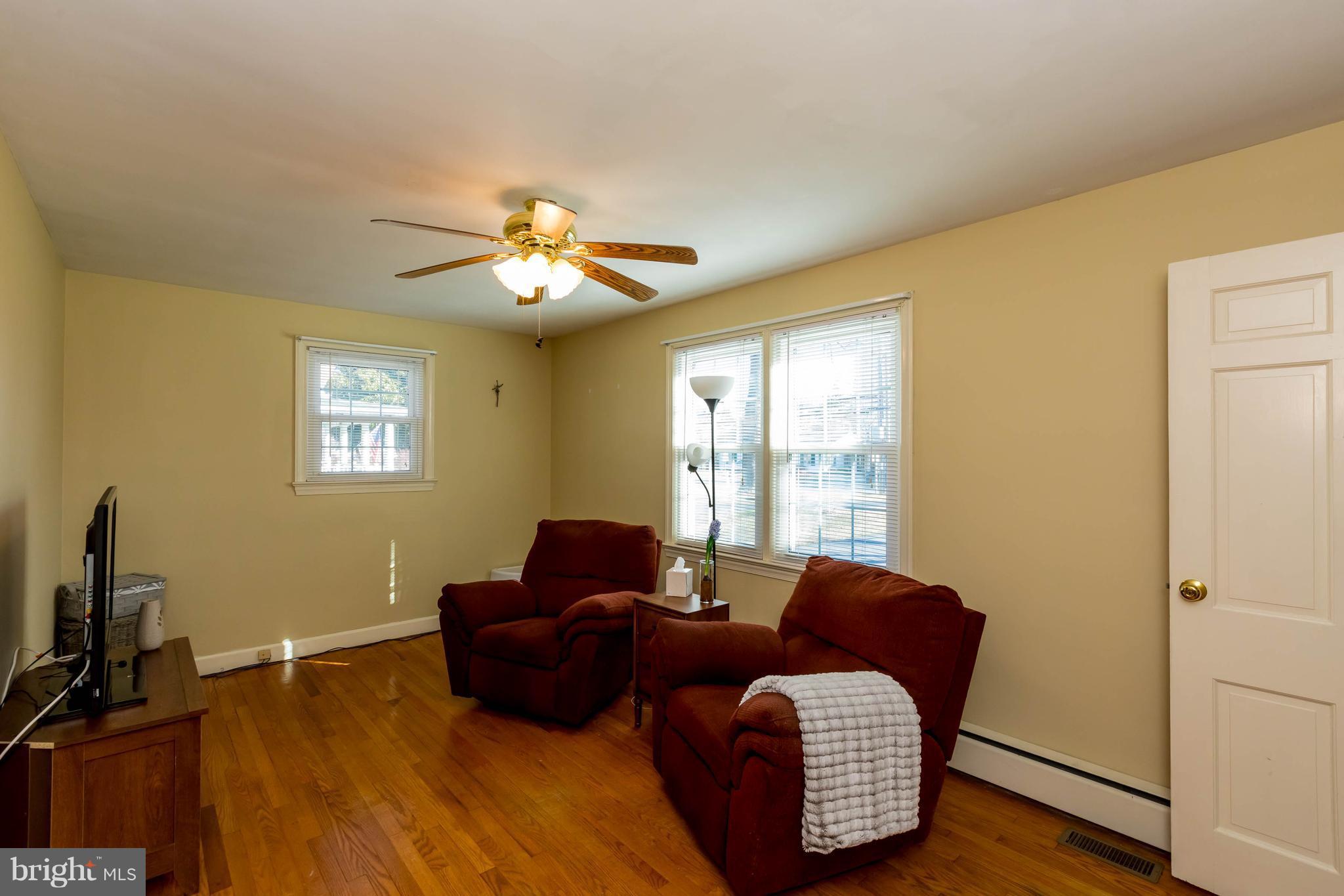 LEONARDTOWN - Residential