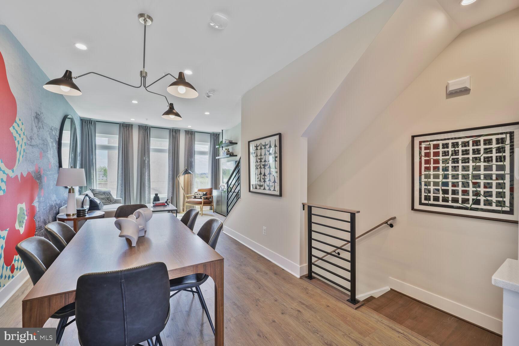 RESERVOIR DISTRICT - Residential