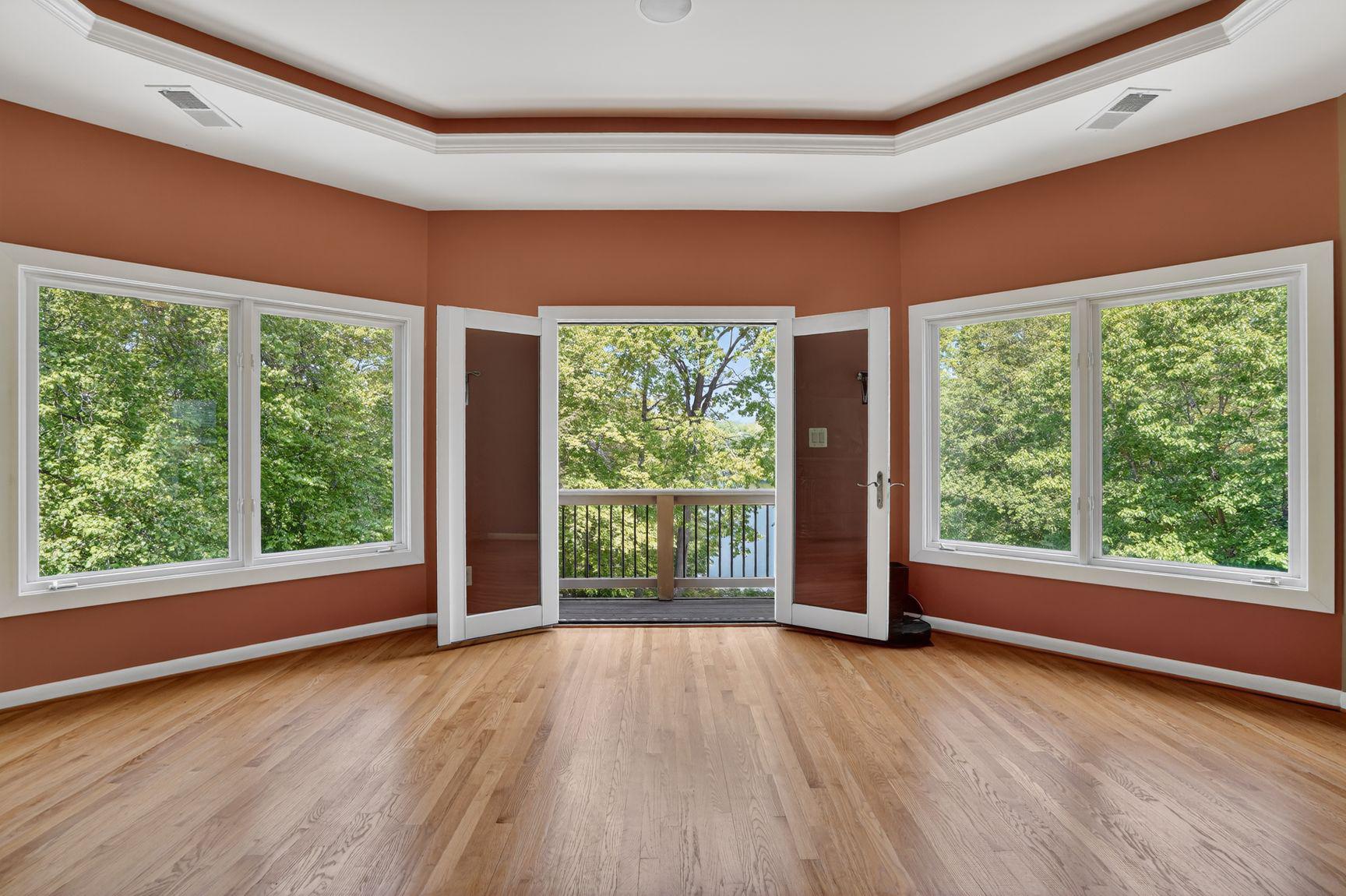LAKE OCCOQUAN - Residential