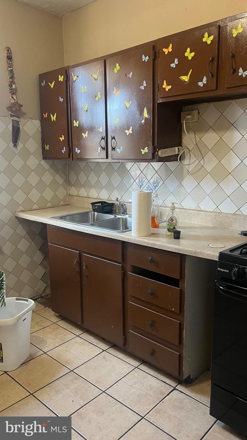 FELTONVILLE - Residential