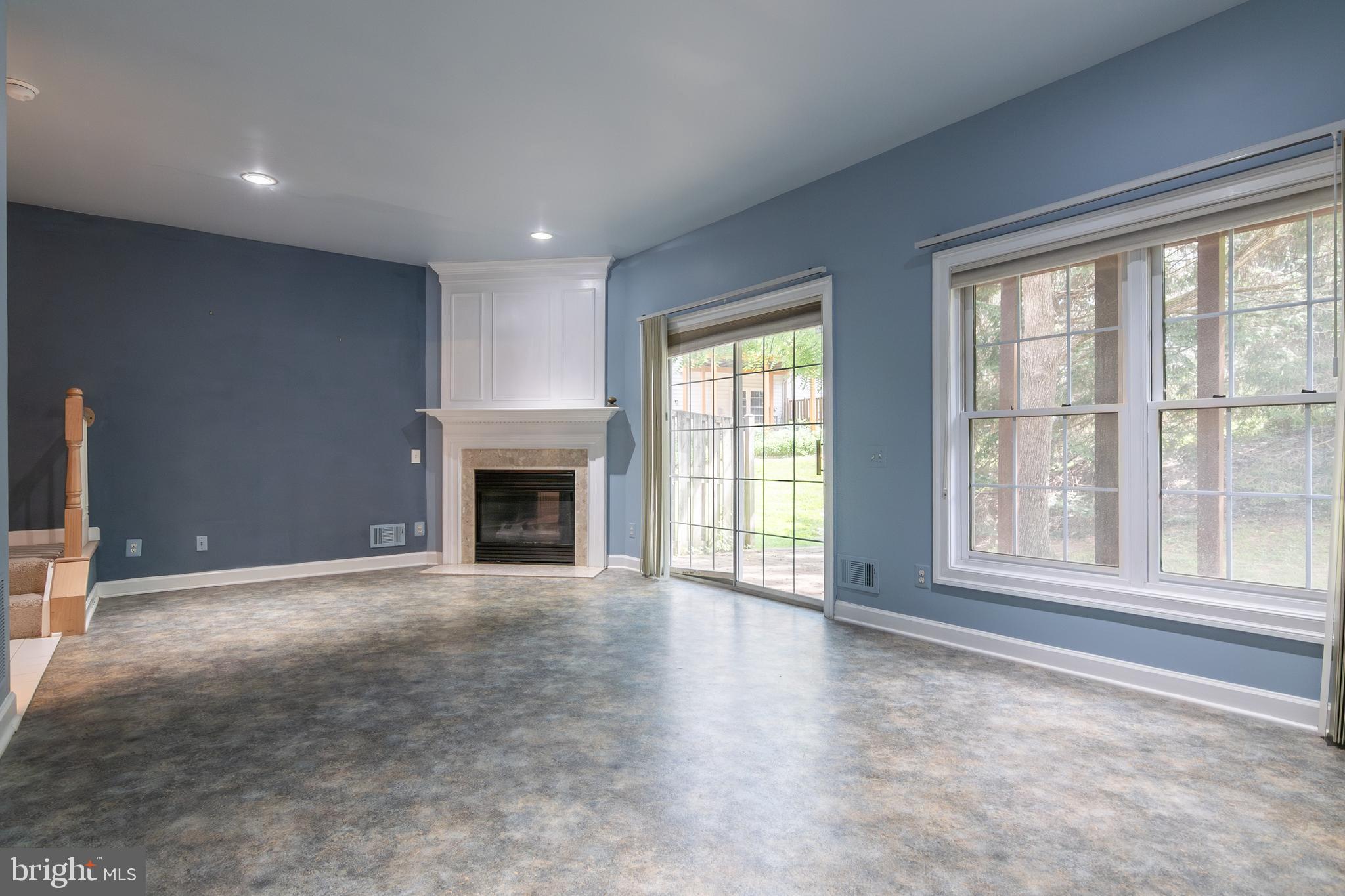 COUNTRY CREEK - Residential