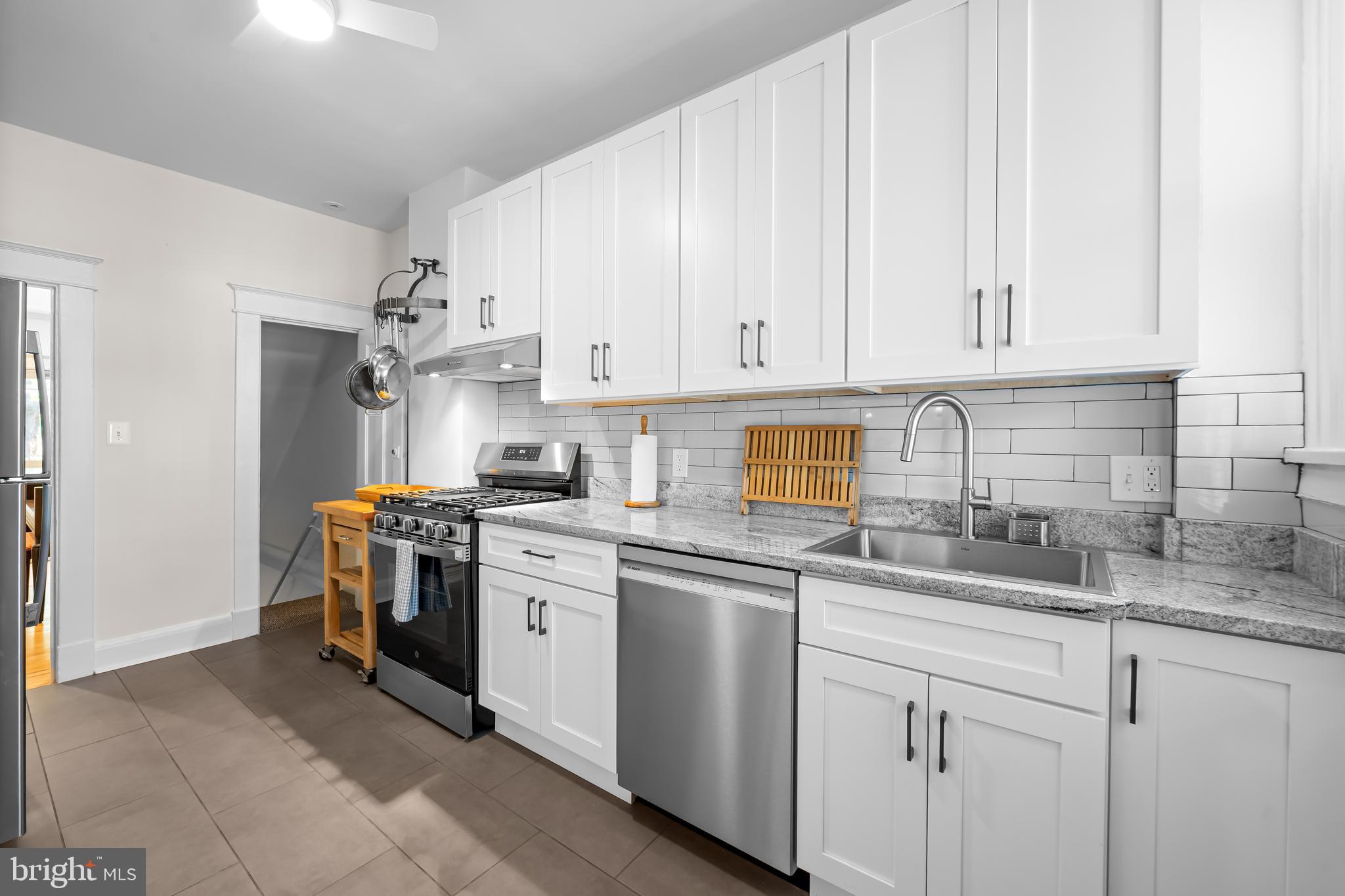 WYMAN PARK HAMPDEN - Residential