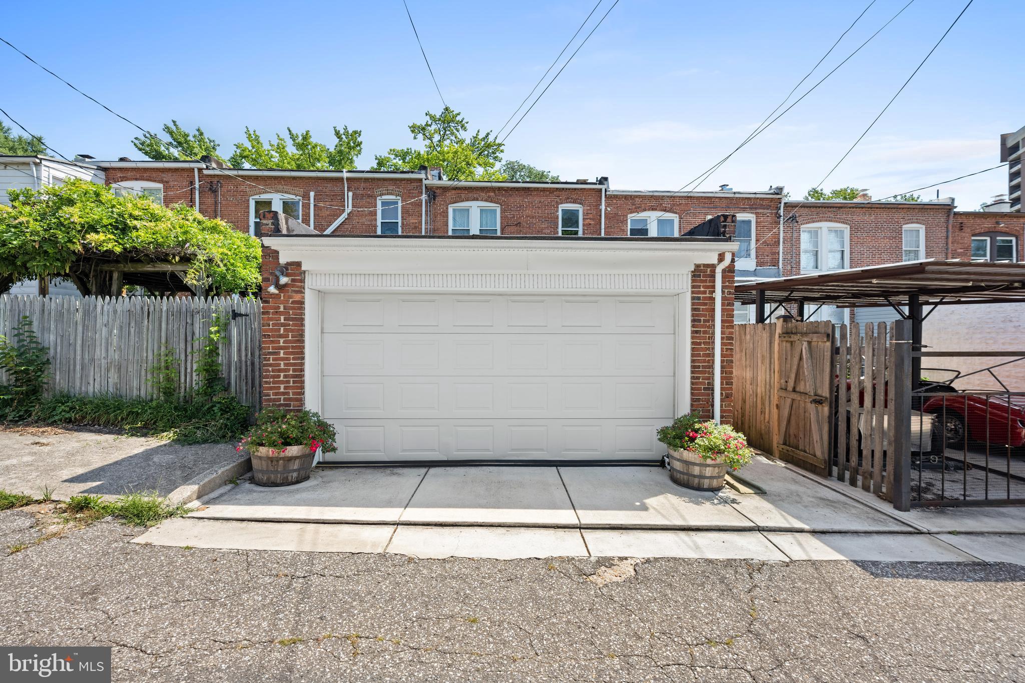 WYMAN PARK HAMPDEN - Residential