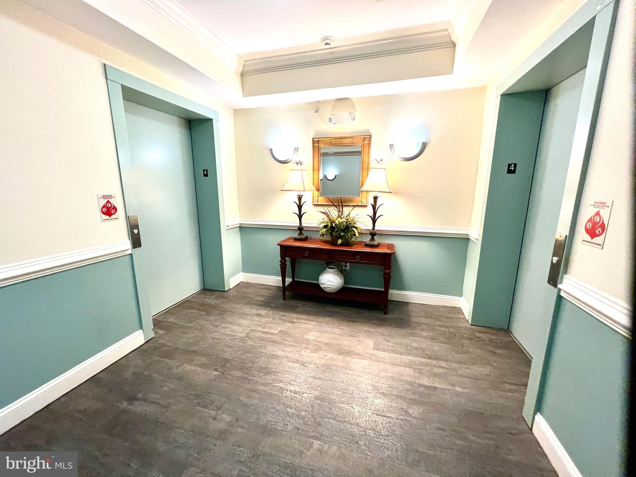 DEEP HARBOUR - Residential