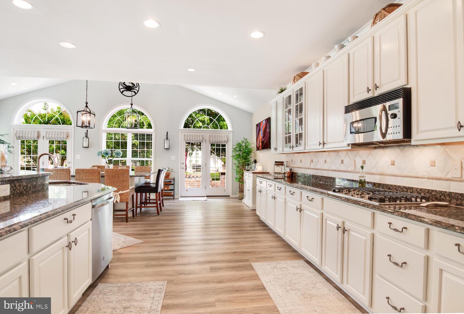 SYMPHONY VILLAGE AT CENTREVILLE - Residential
