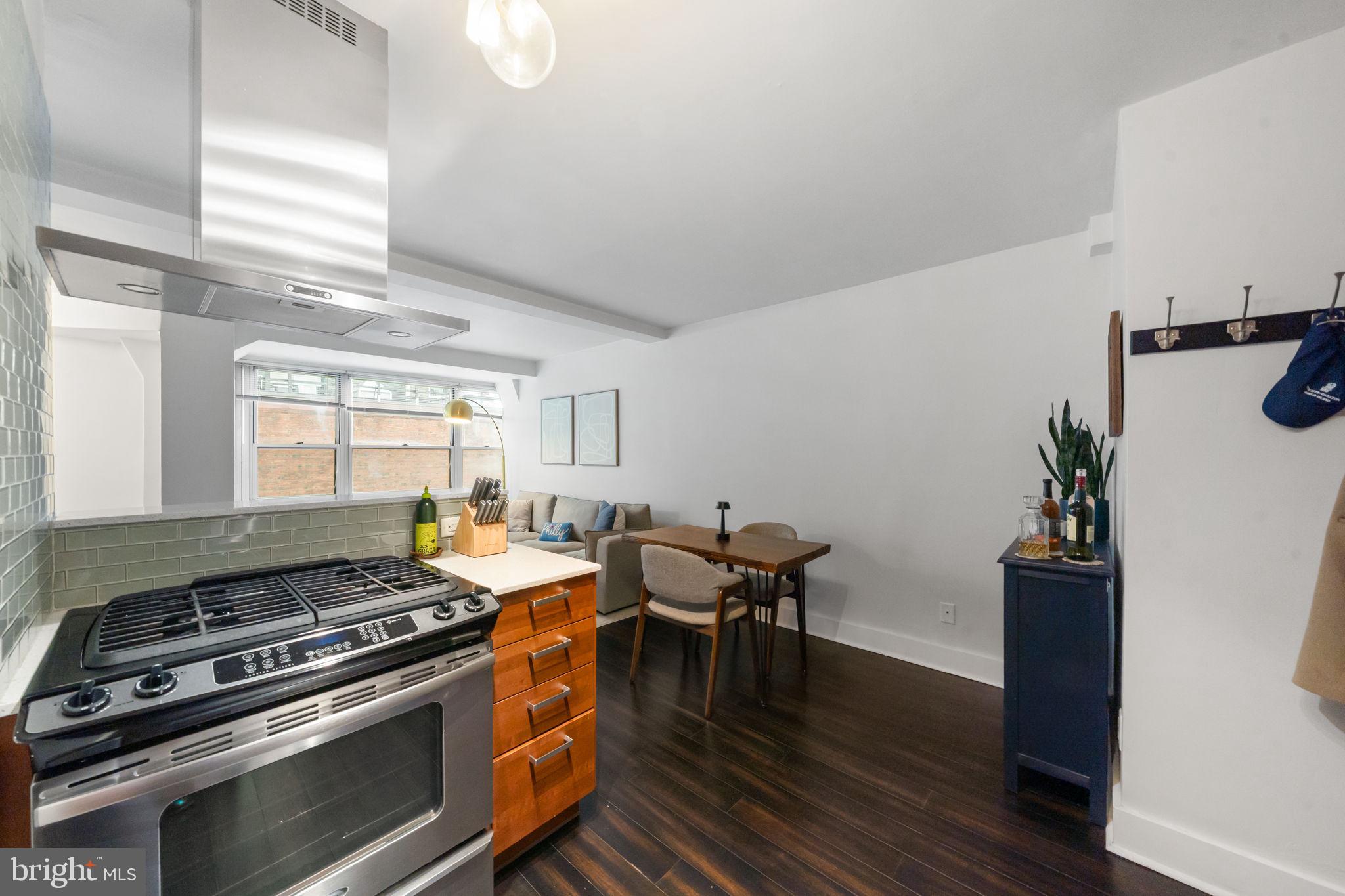 RITTENHOUSE SQUARE - Residential