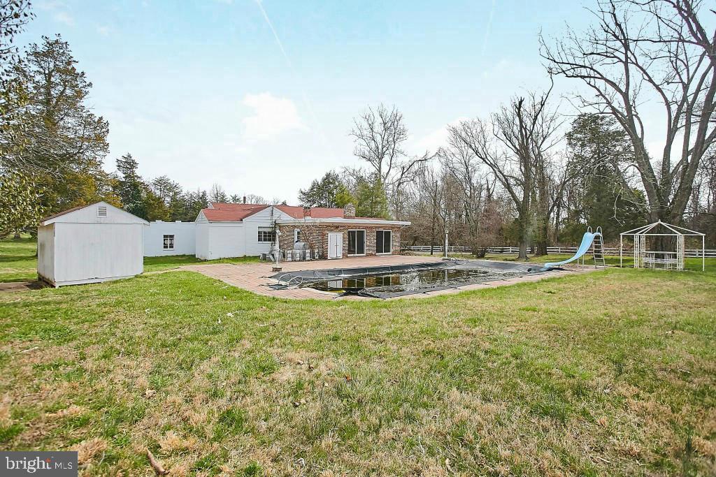 BRADLEY FARMS - Land
