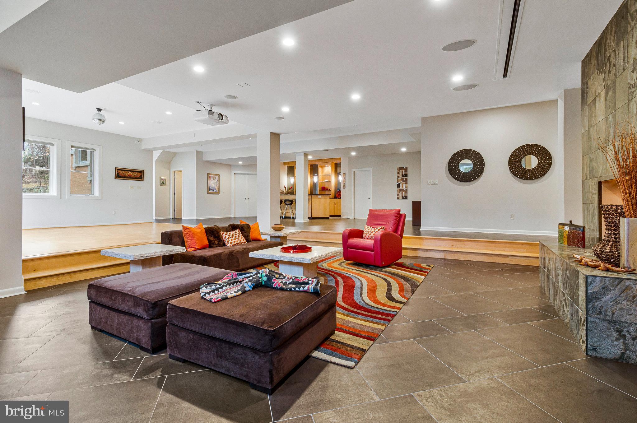 THE RESERVE - Residential