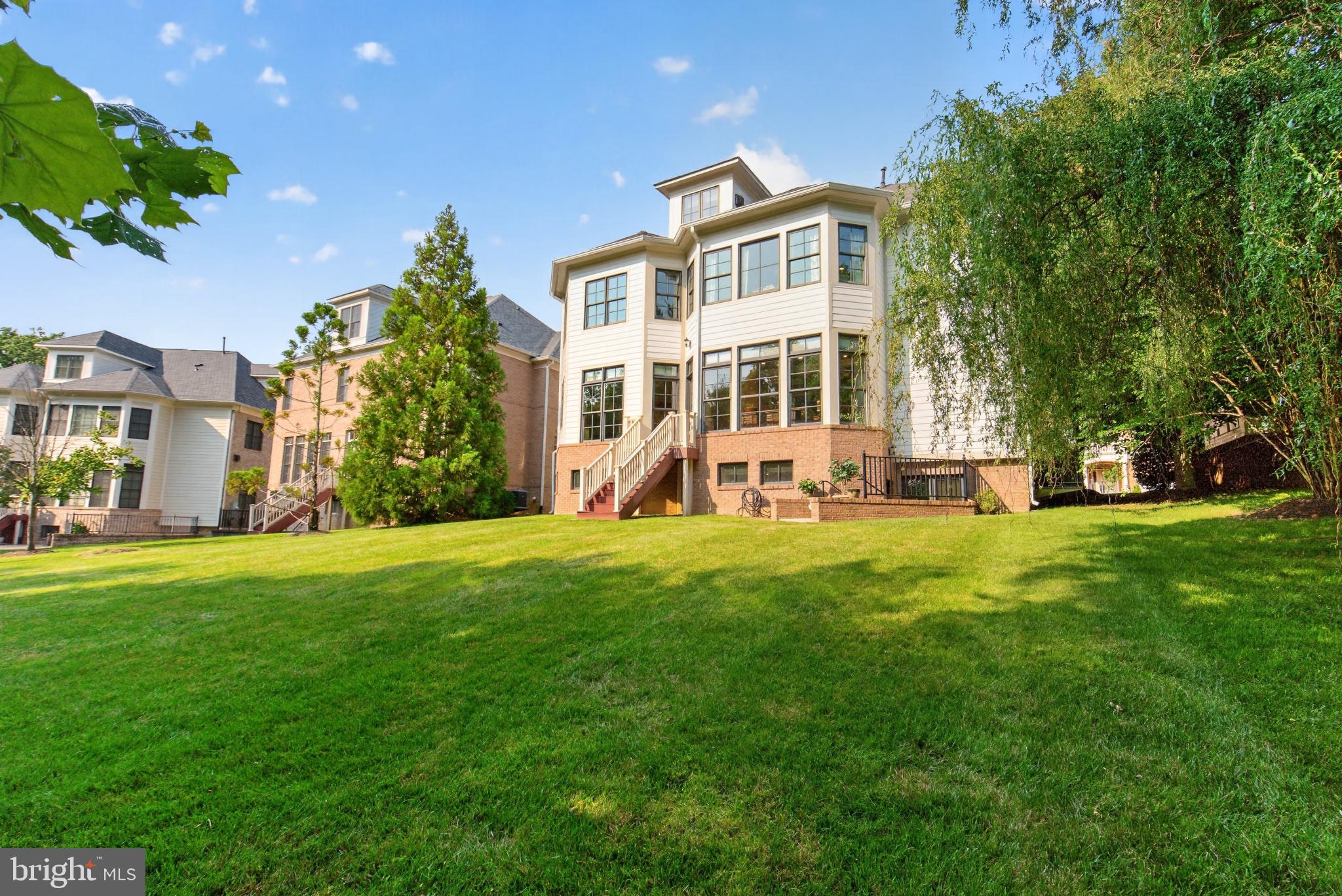 VIENNA ESTATES - Residential