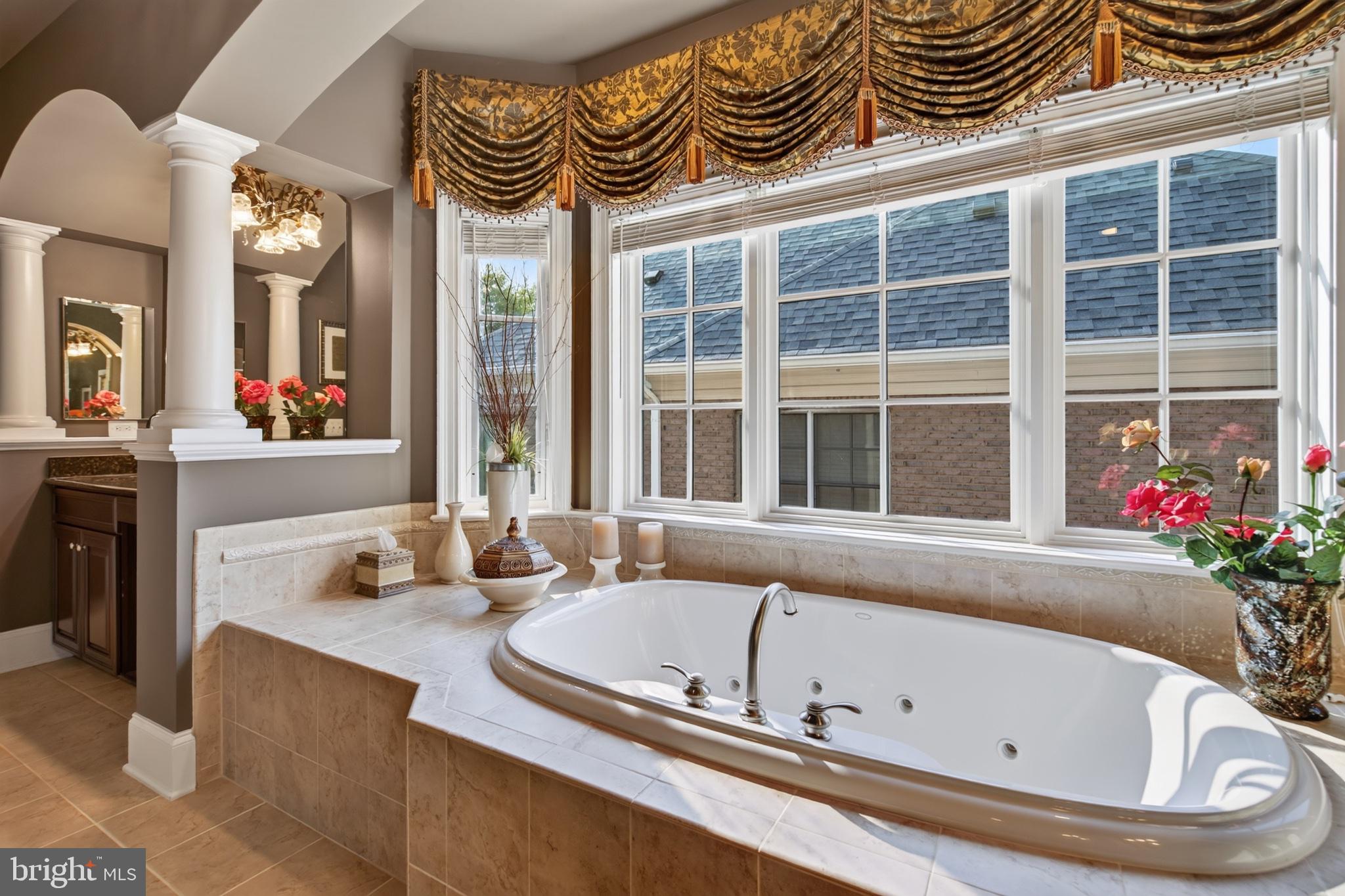VIENNA ESTATES - Residential