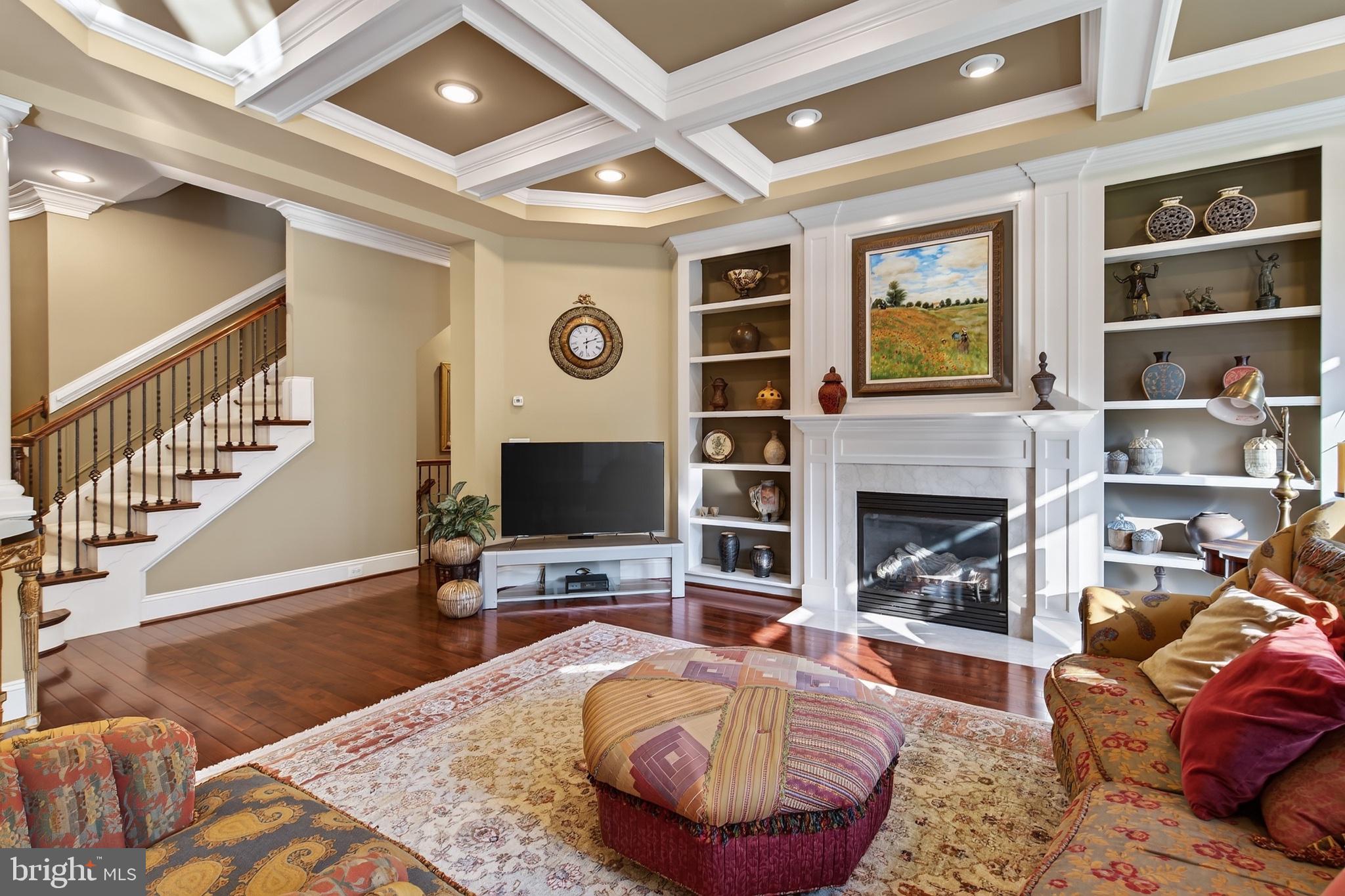 VIENNA ESTATES - Residential