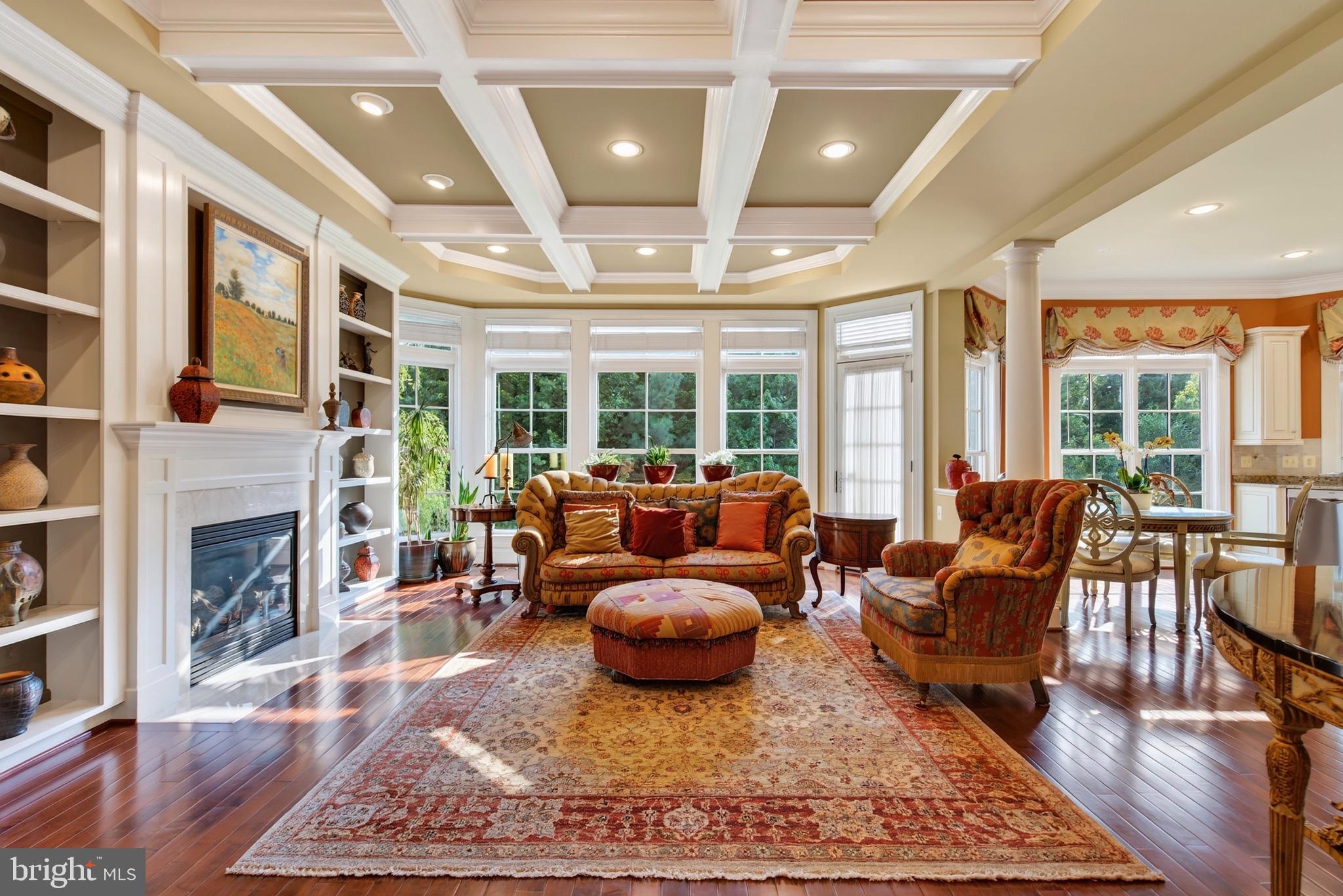 VIENNA ESTATES - Residential