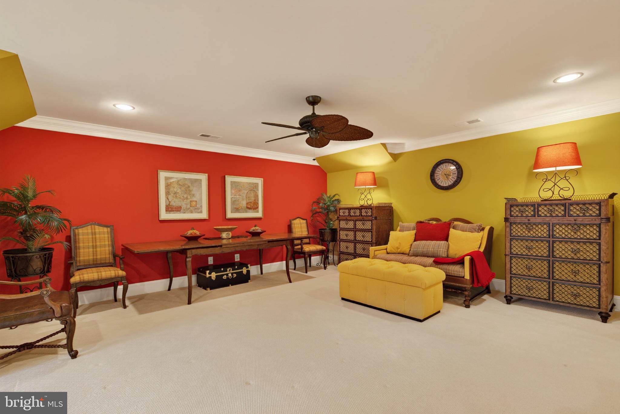 VIENNA ESTATES - Residential