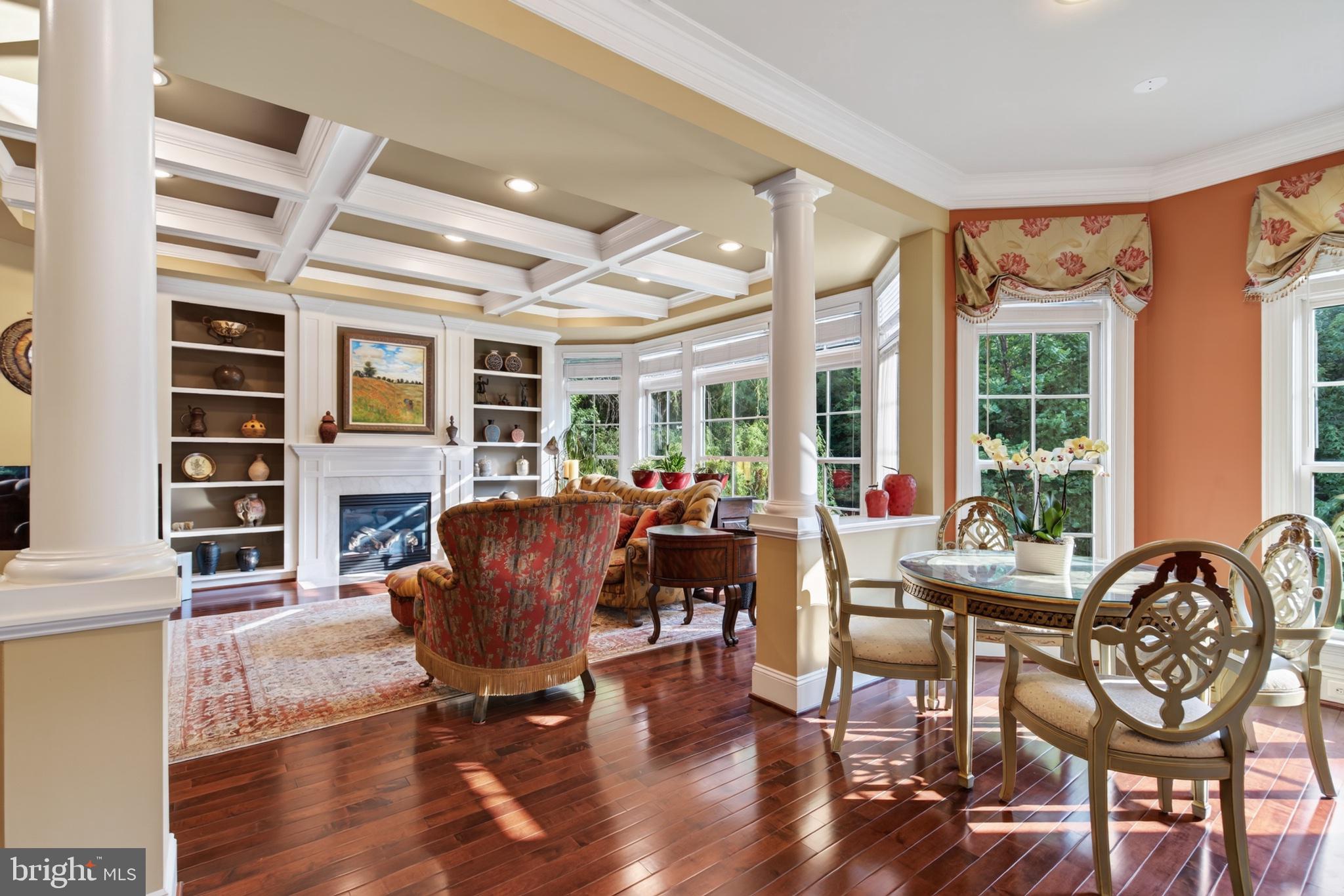 VIENNA ESTATES - Residential
