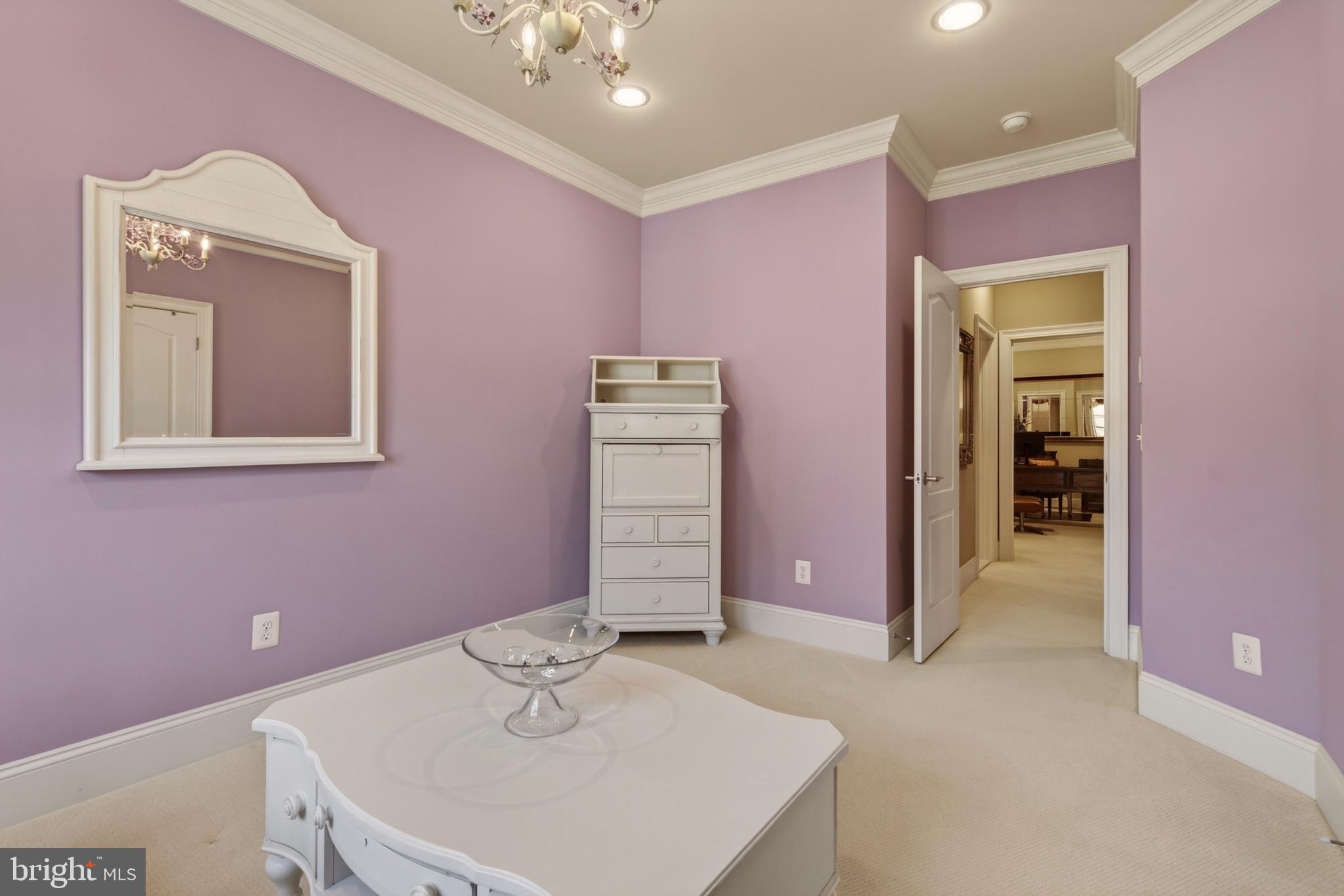VIENNA ESTATES - Residential
