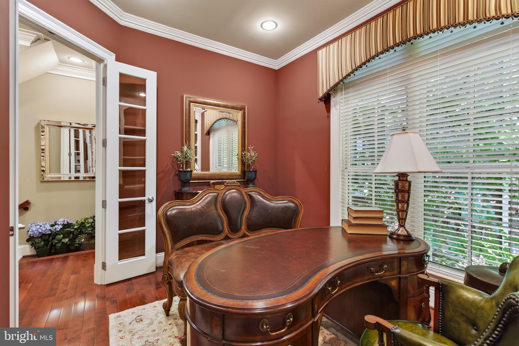 VIENNA ESTATES - Residential