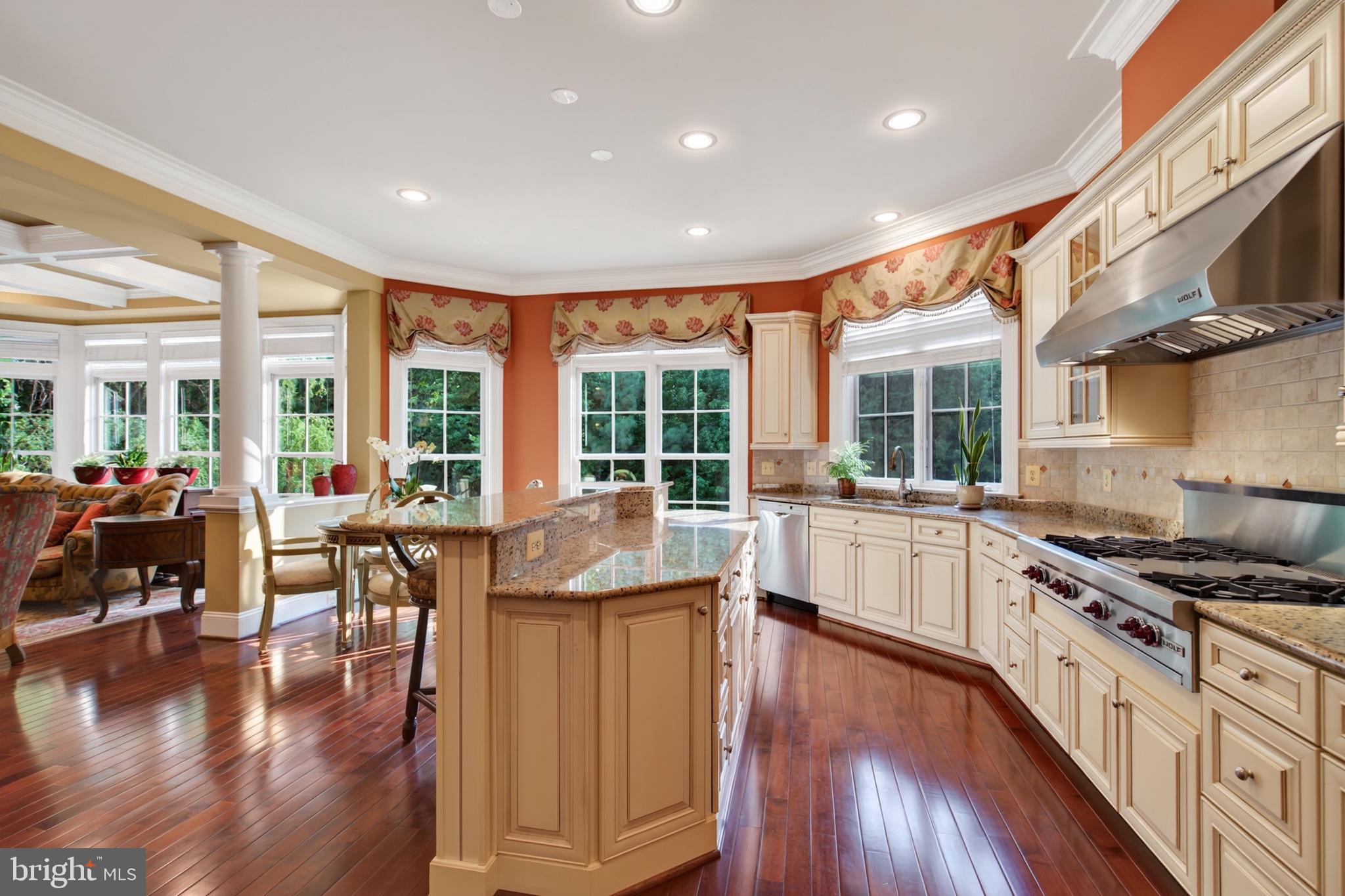 VIENNA ESTATES - Residential