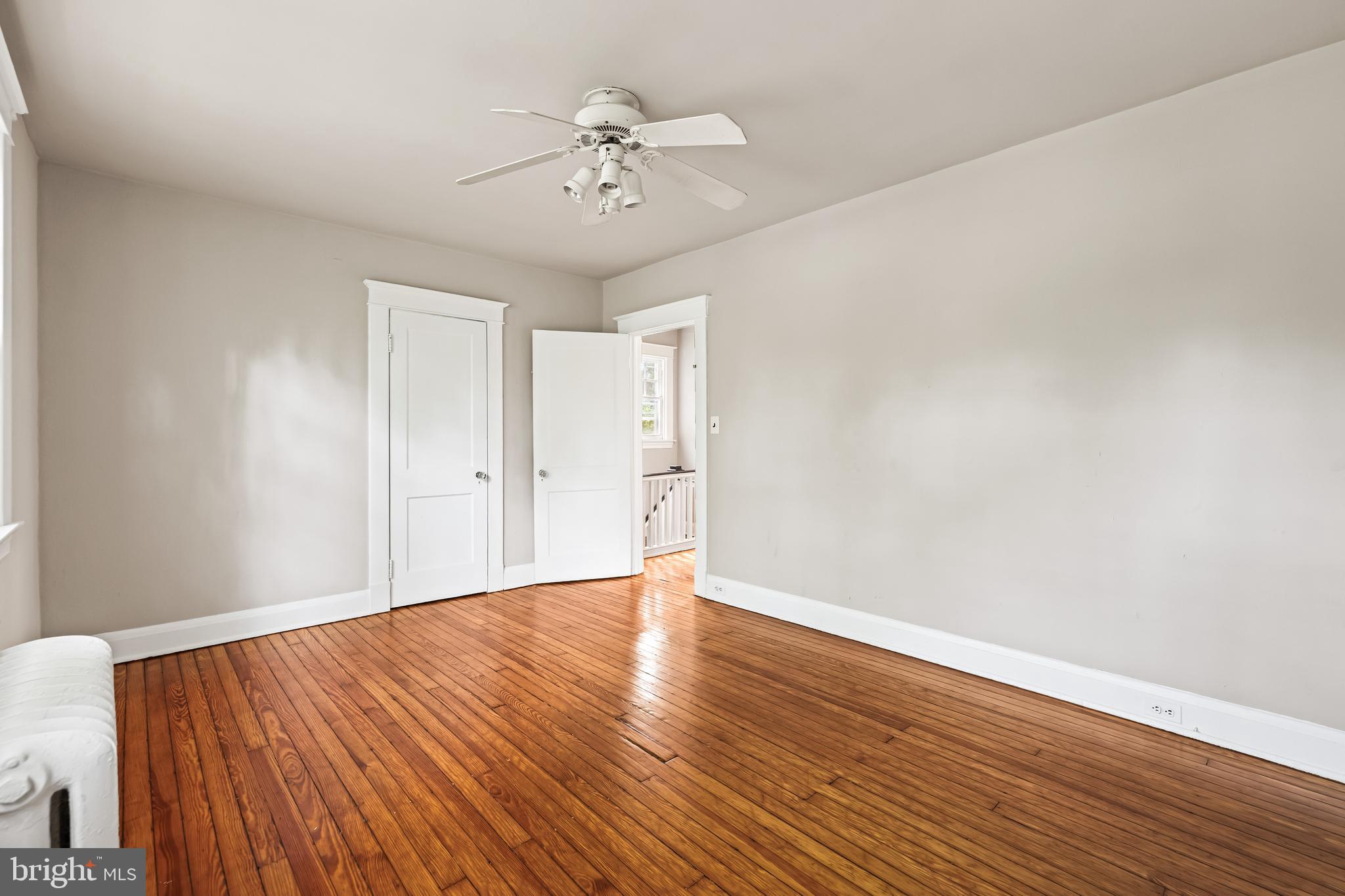 RADNOR WINSTON - Residential