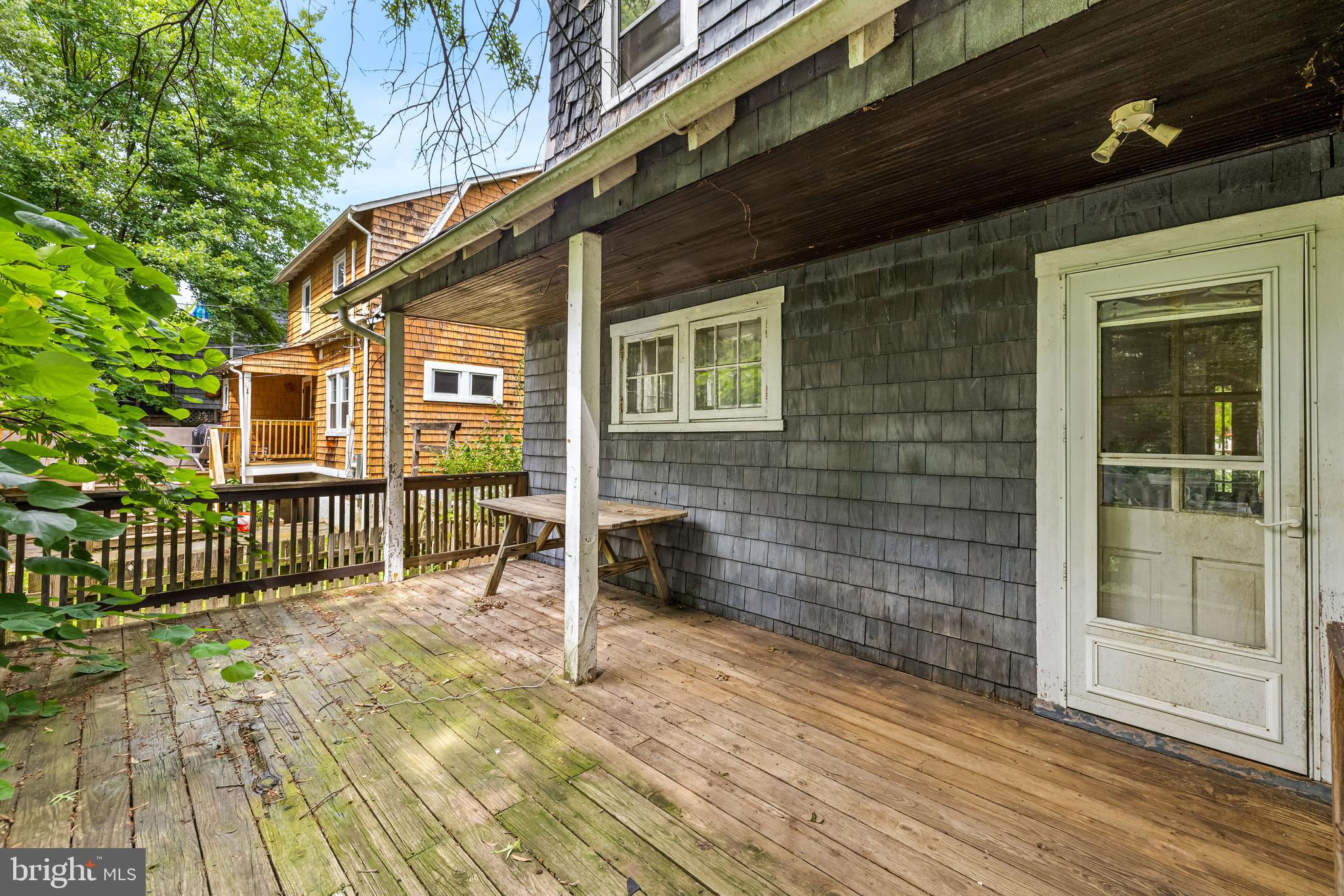 RADNOR WINSTON - Residential