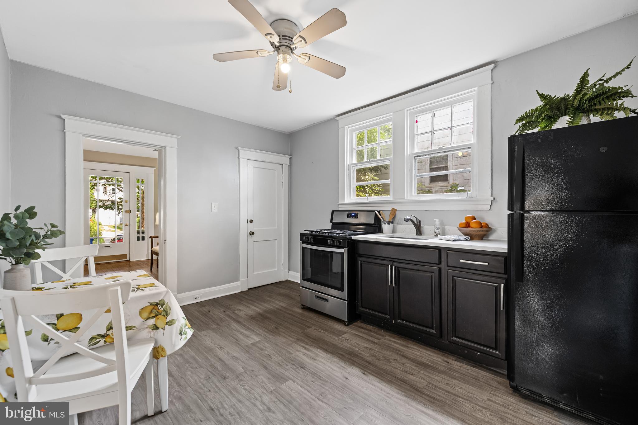 RADNOR WINSTON - Residential