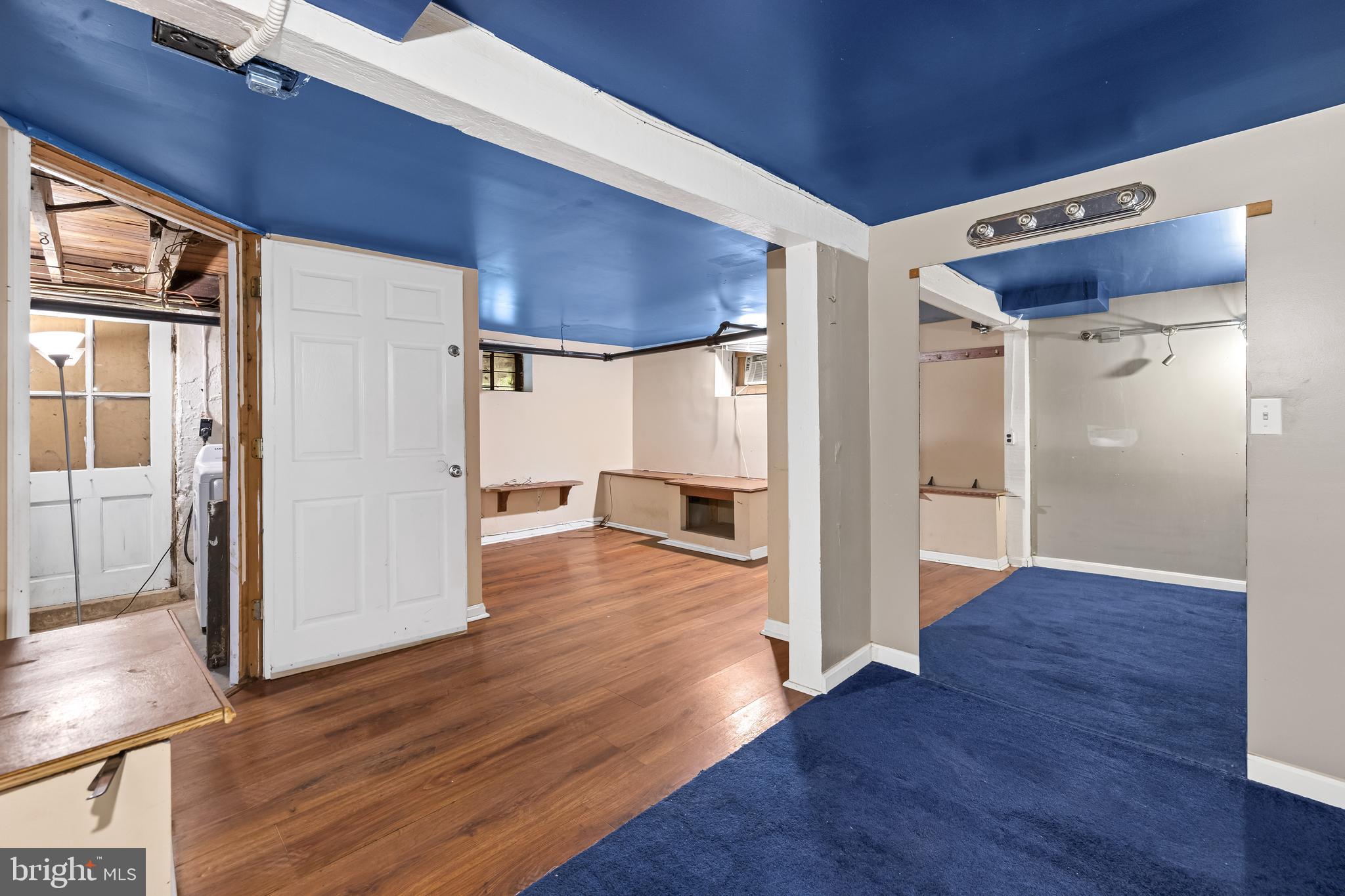 RADNOR WINSTON - Residential