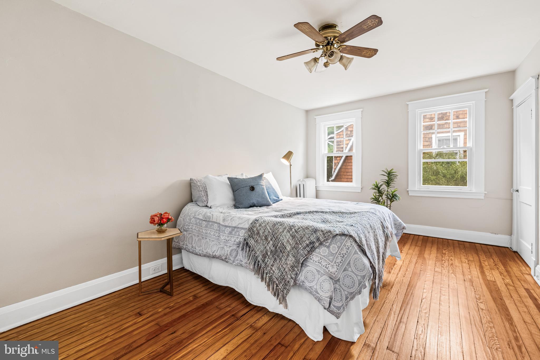 RADNOR WINSTON - Residential